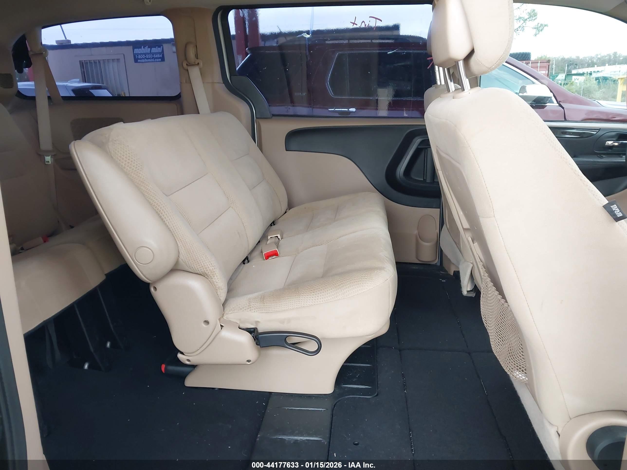 DODGE GRAND image 8