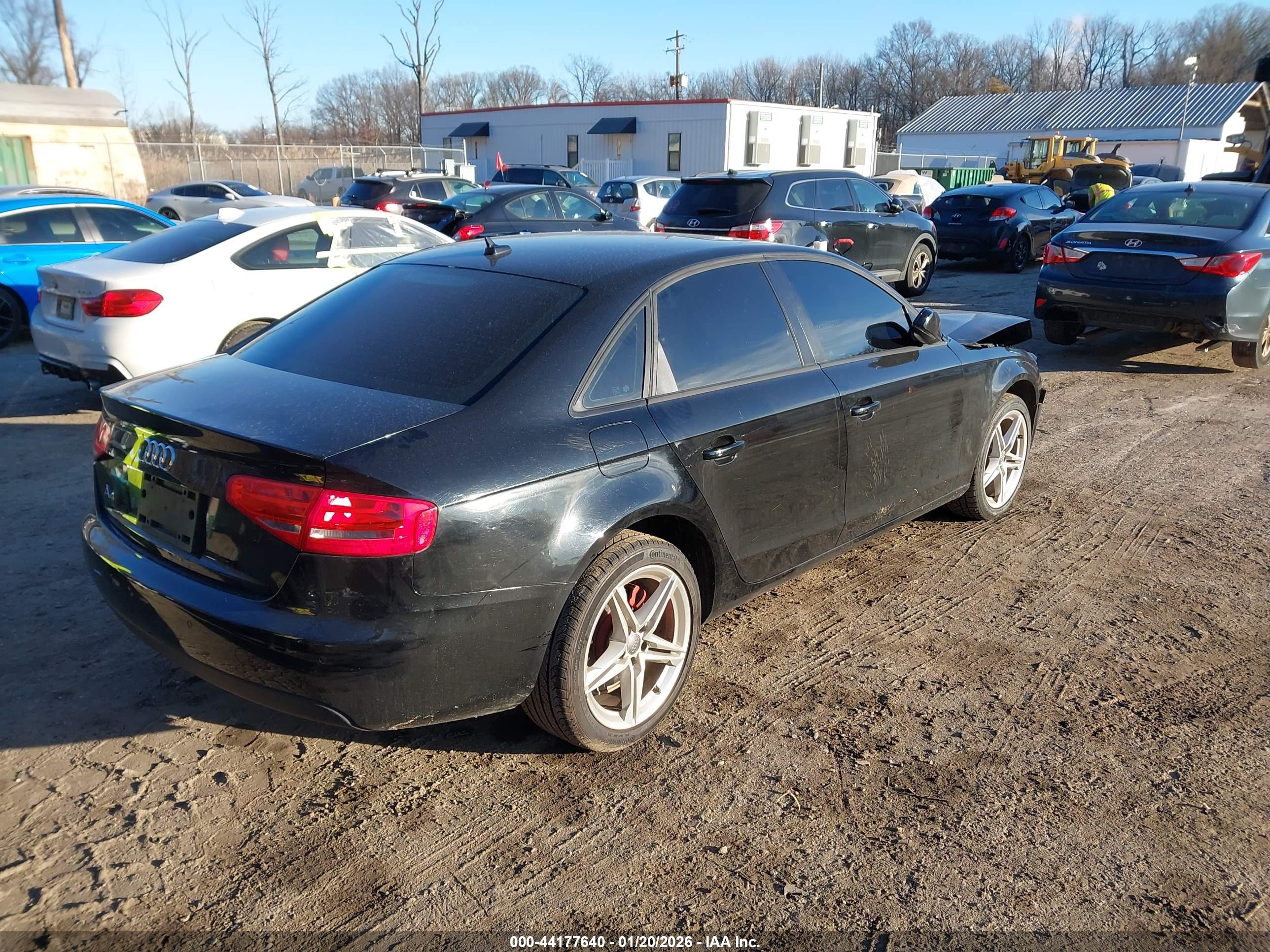 AUDI A4 image 4