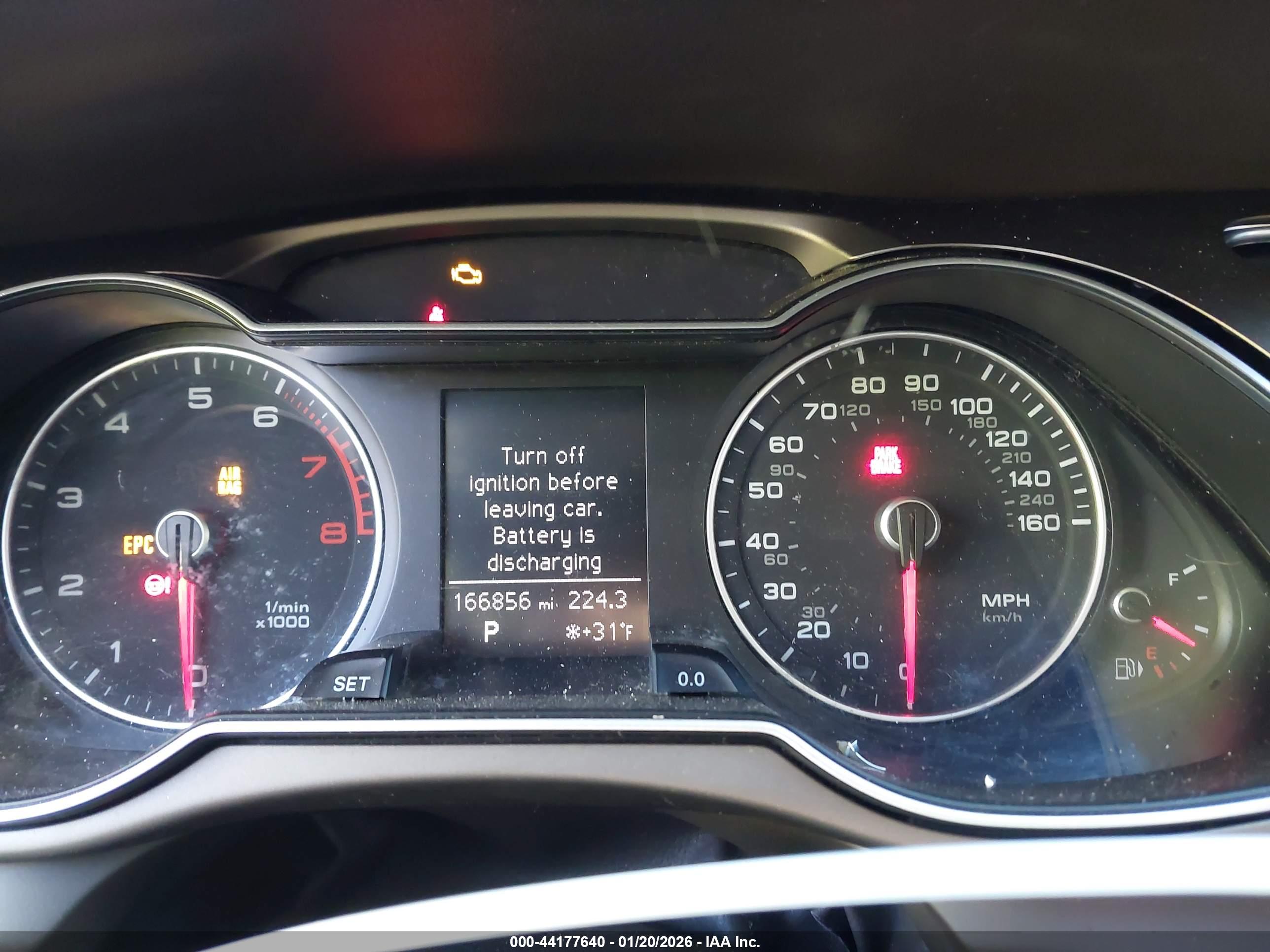 AUDI A4 image 7