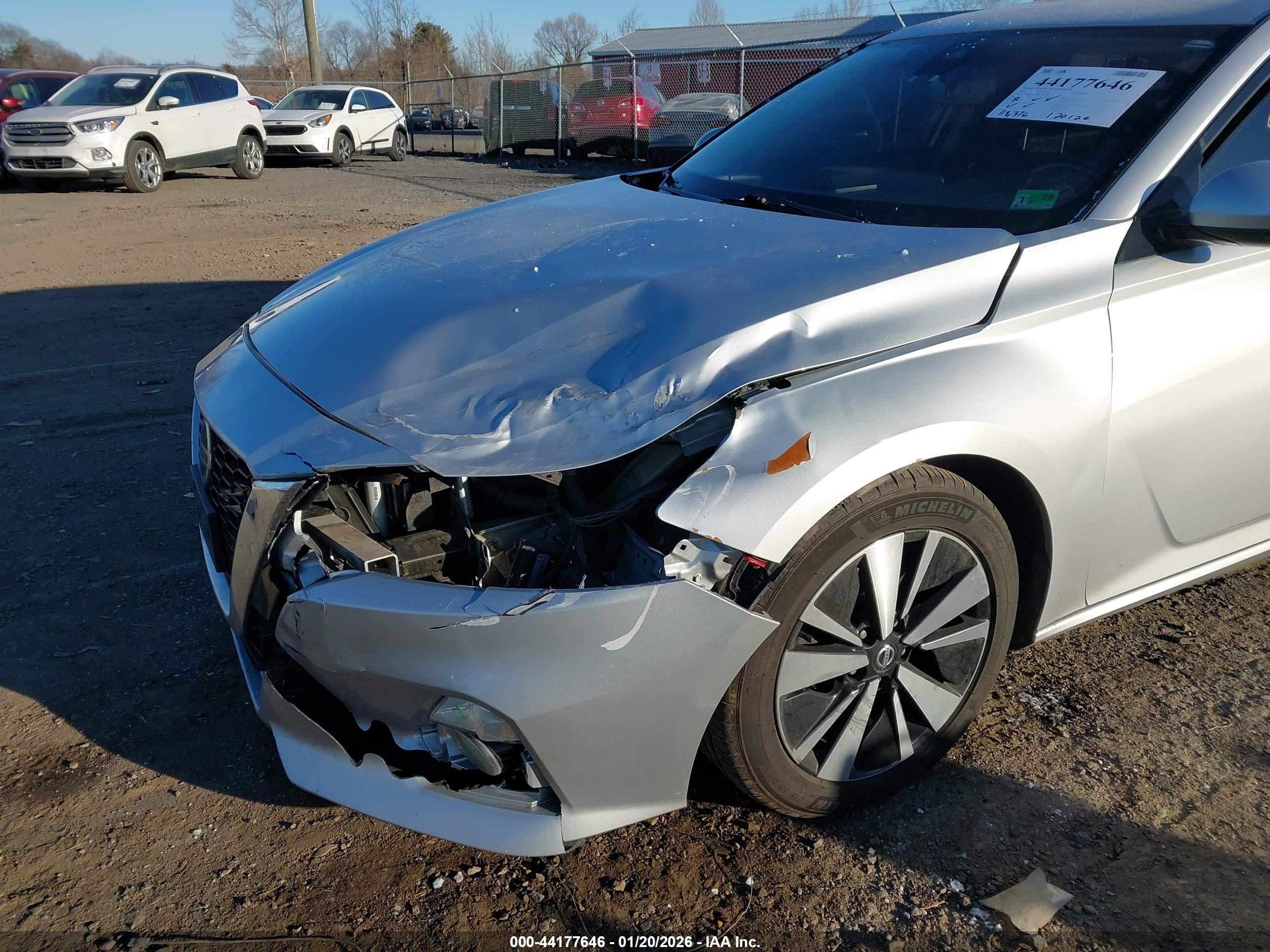 NISSAN ALTIMA image 6