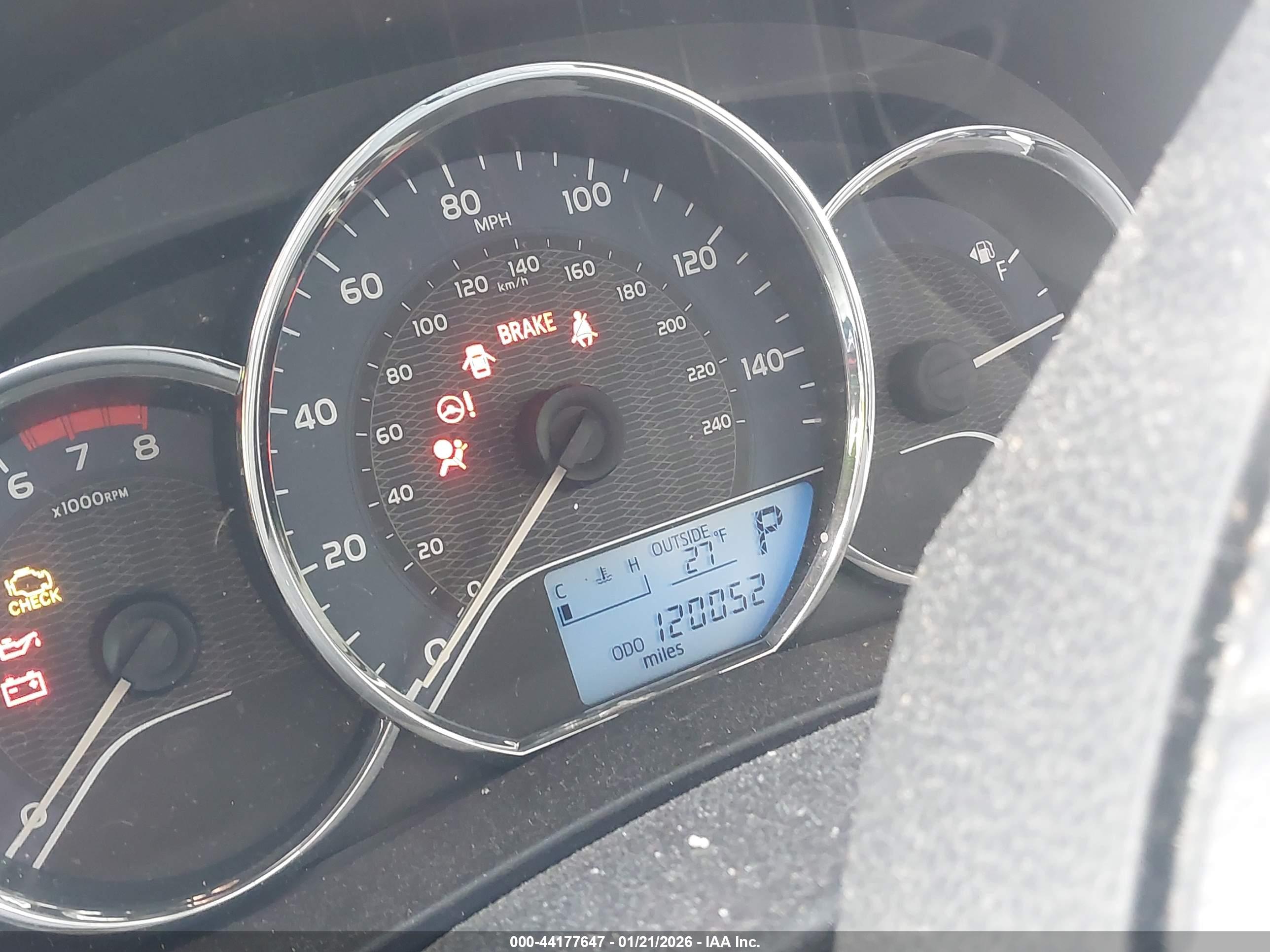 TOYOTA COROLLA image 7