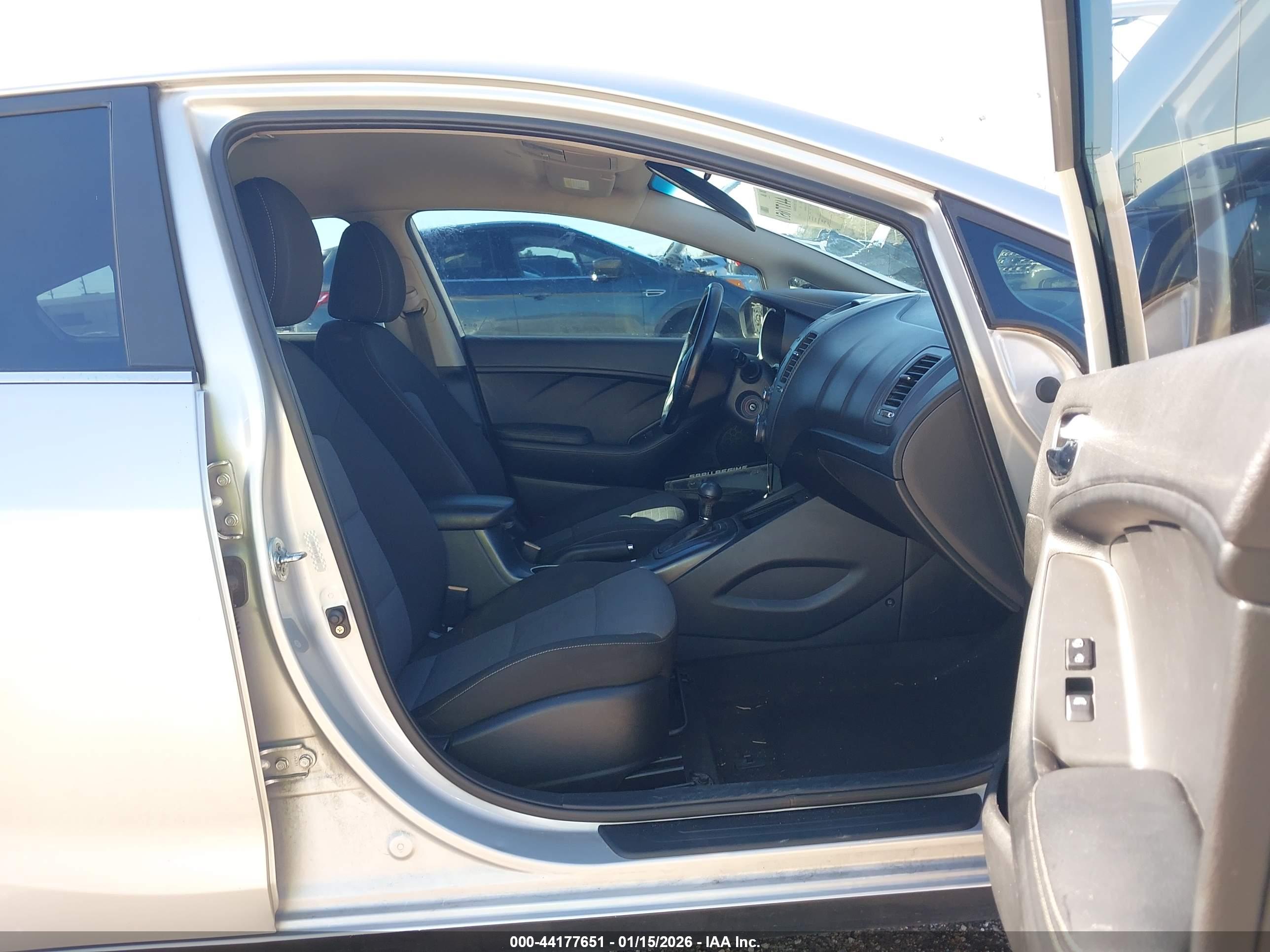 KIA FORTE image 5
