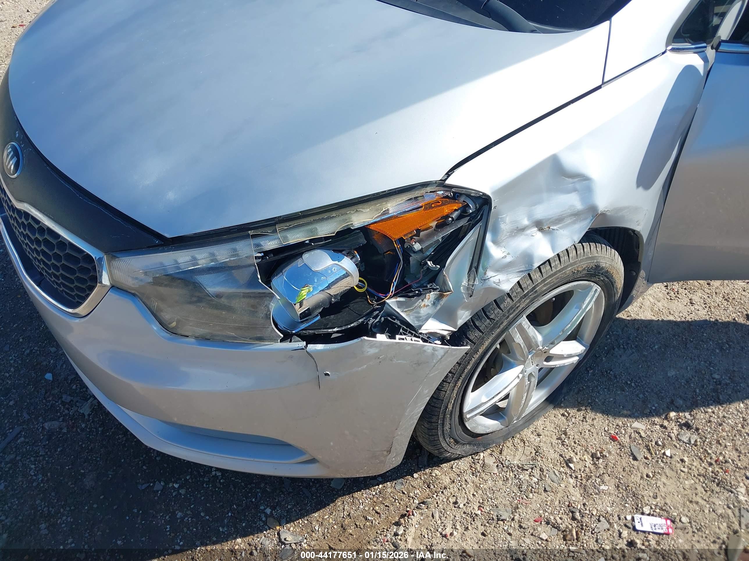 KIA FORTE image 6
