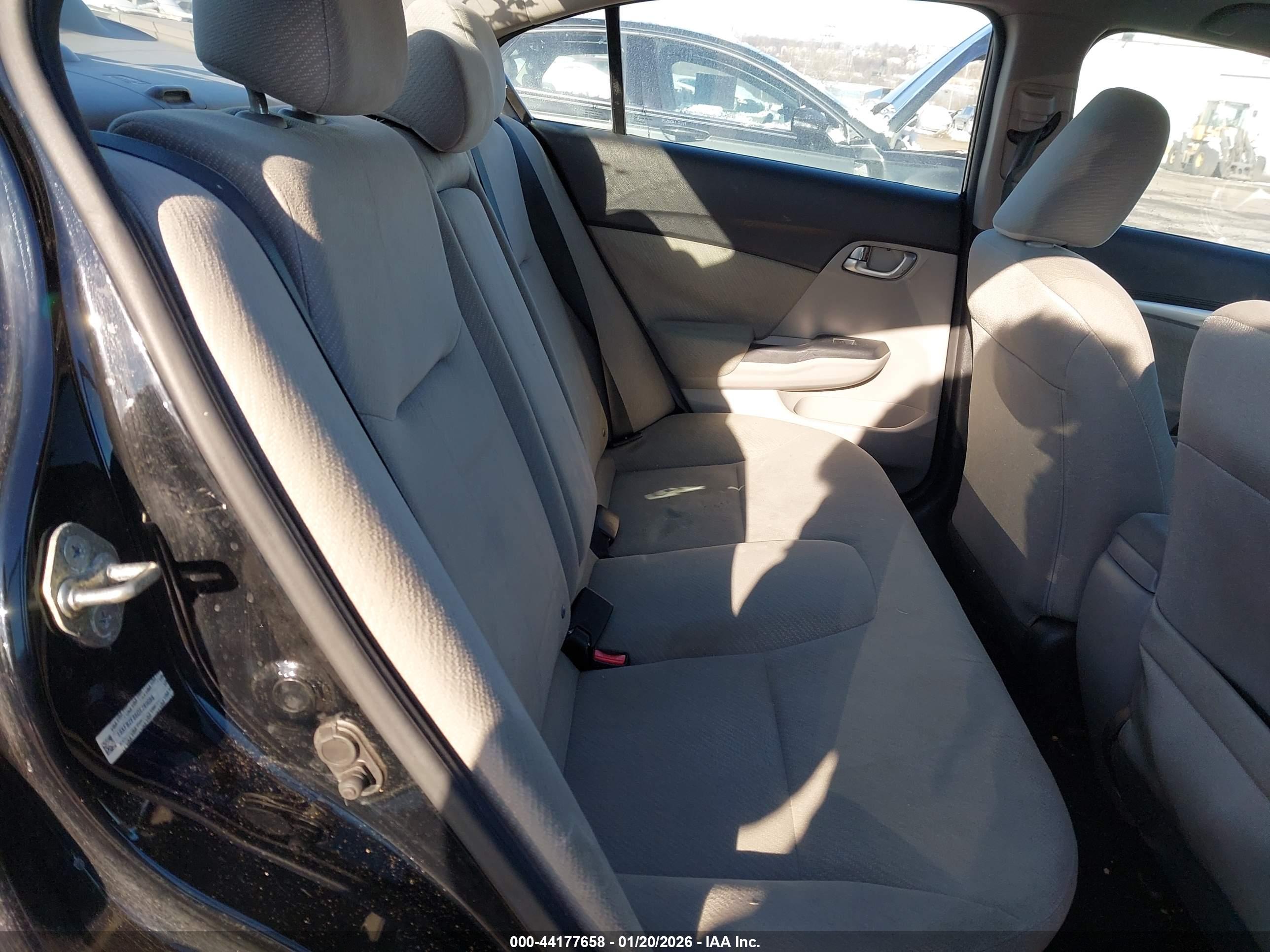 HONDA CIVIC image 8