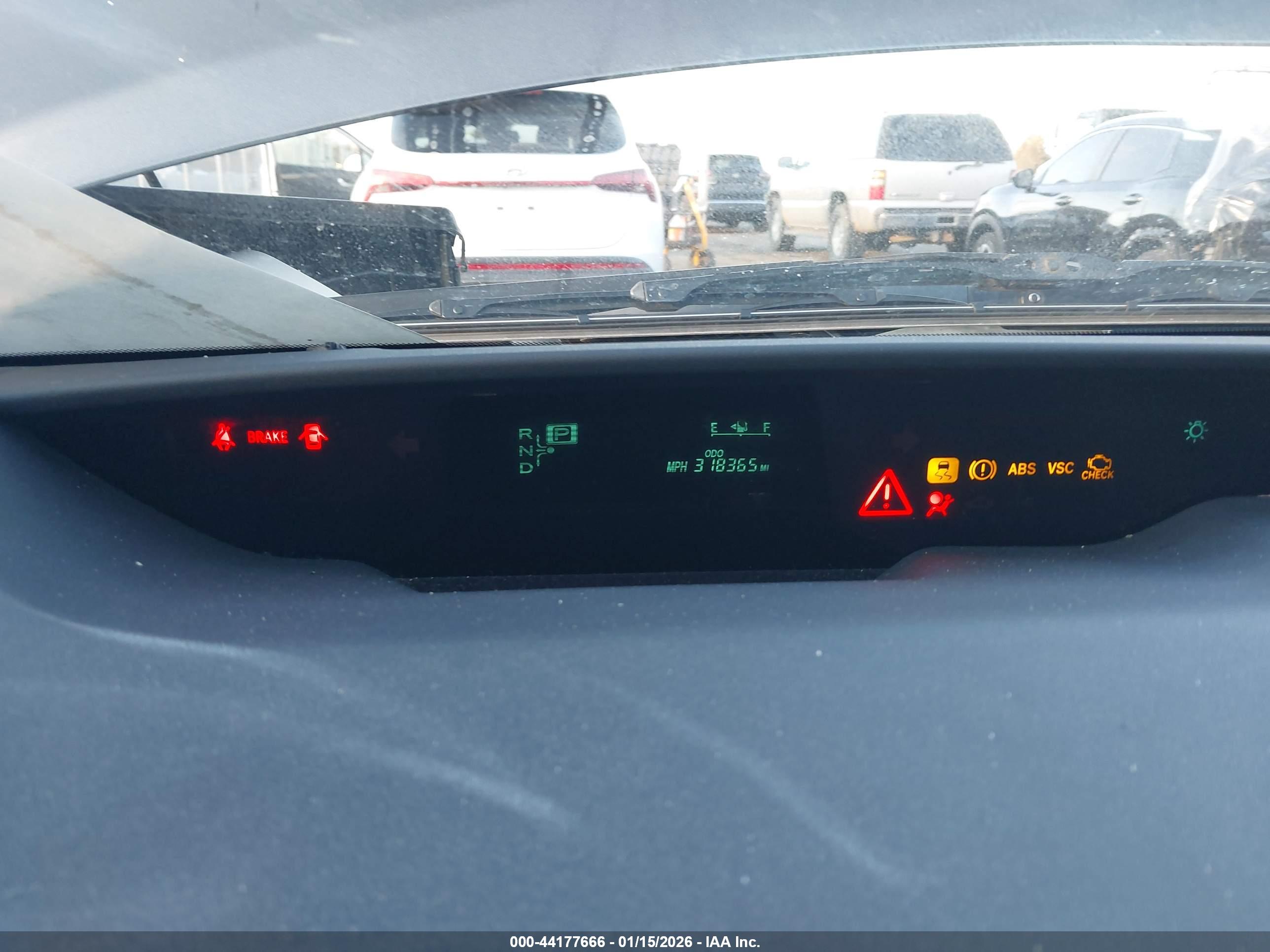 TOYOTA PRIUS image 7