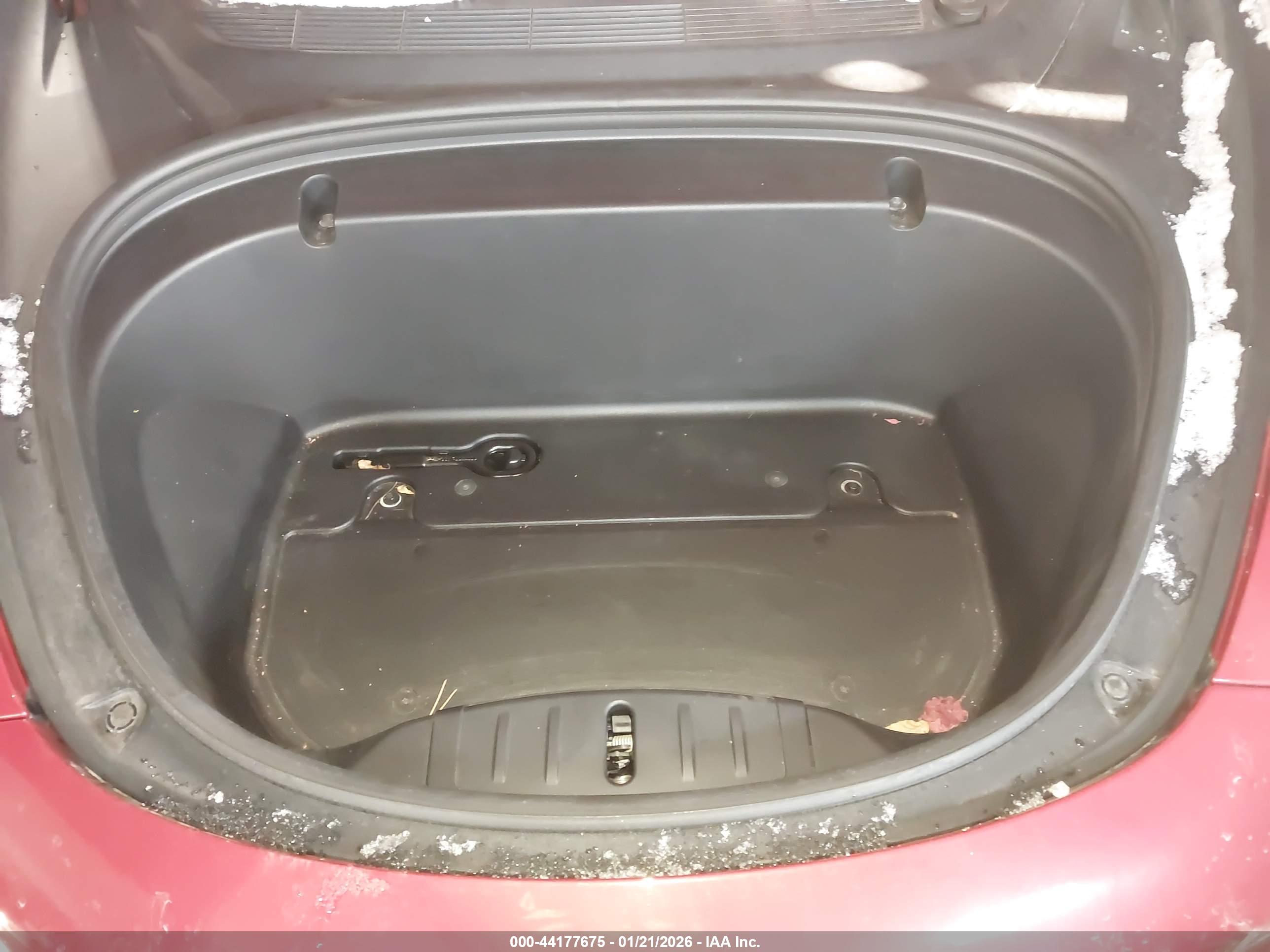 TESLA MODEL image 10