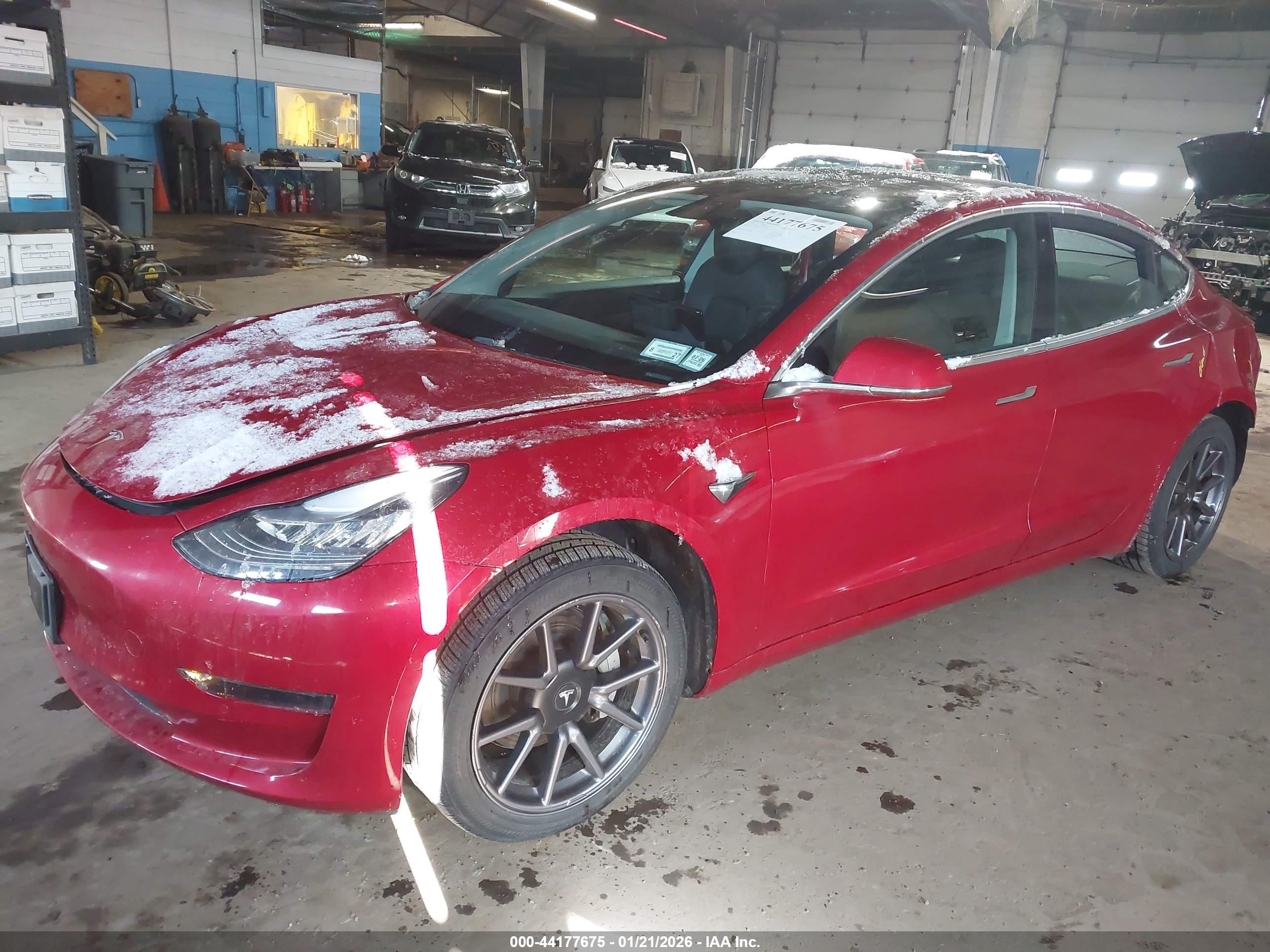 TESLA MODEL image 2