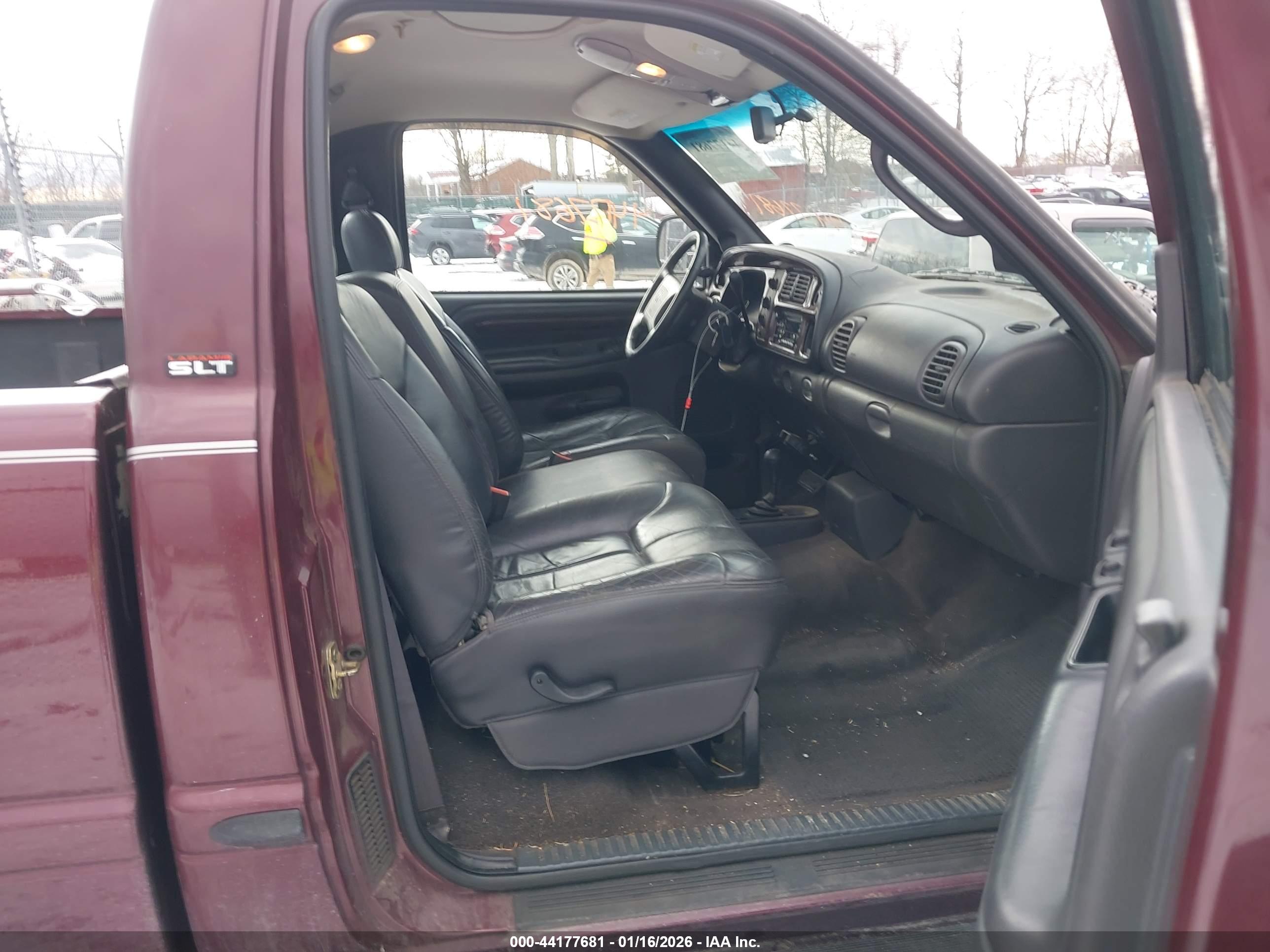DODGE RAM image 5