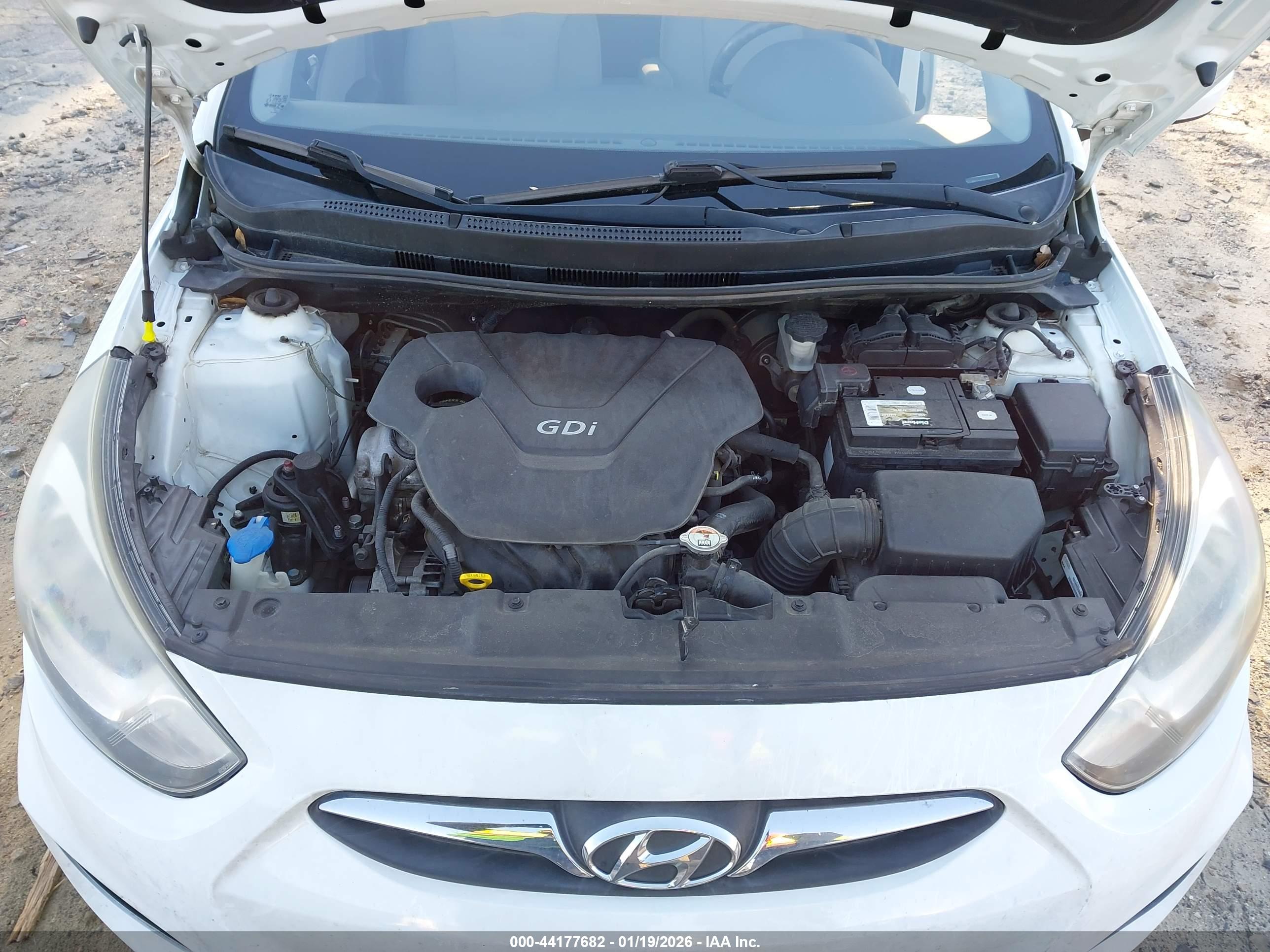 HYUNDAI ACCENT image 10