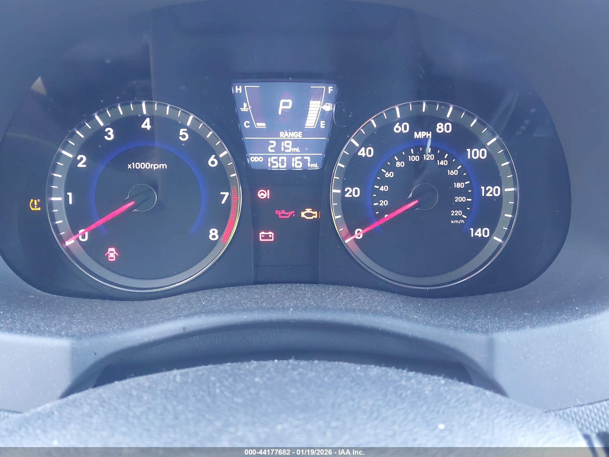 HYUNDAI ACCENT image 7