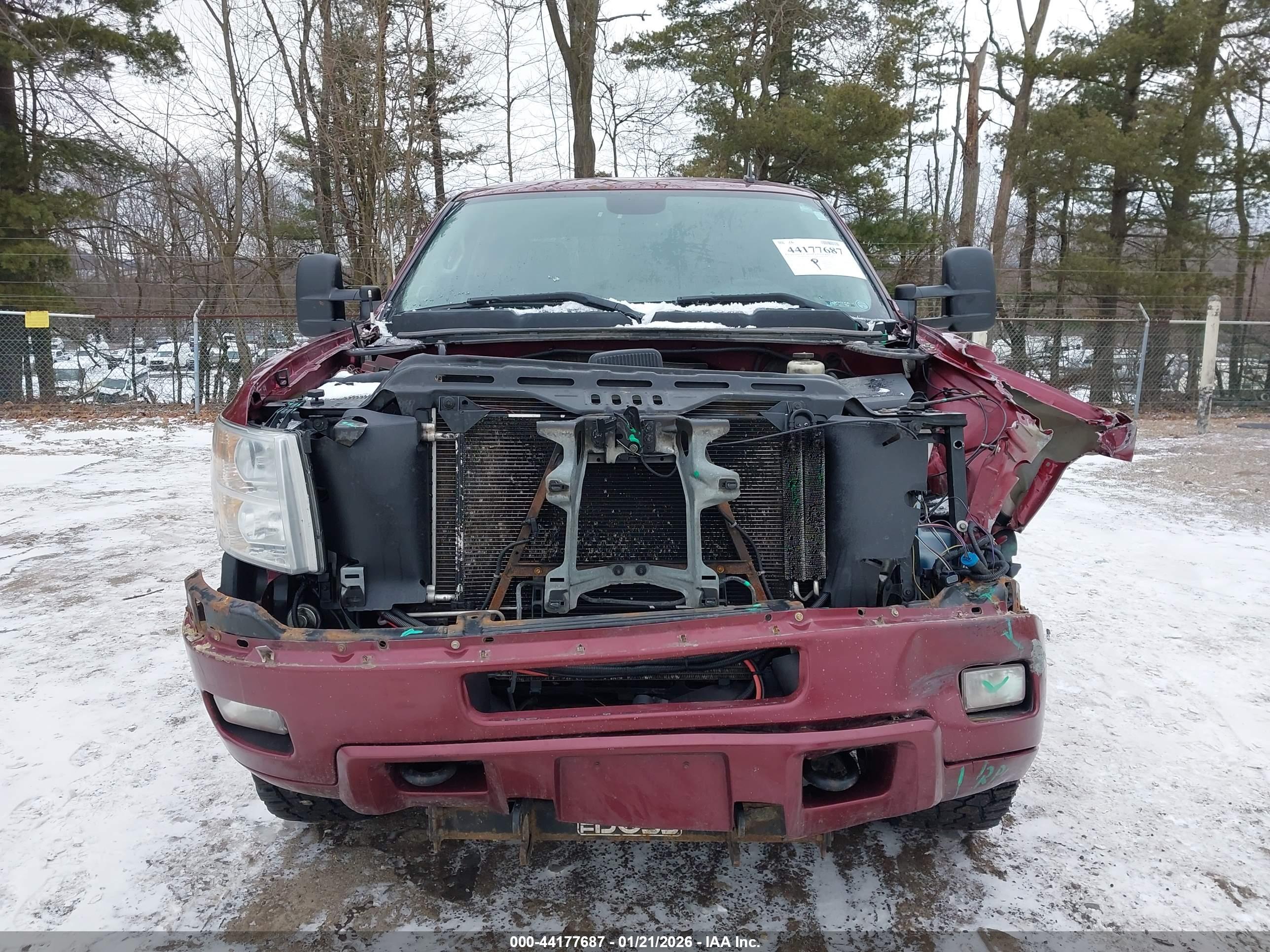 CHEVROLET SILVERADO image 10