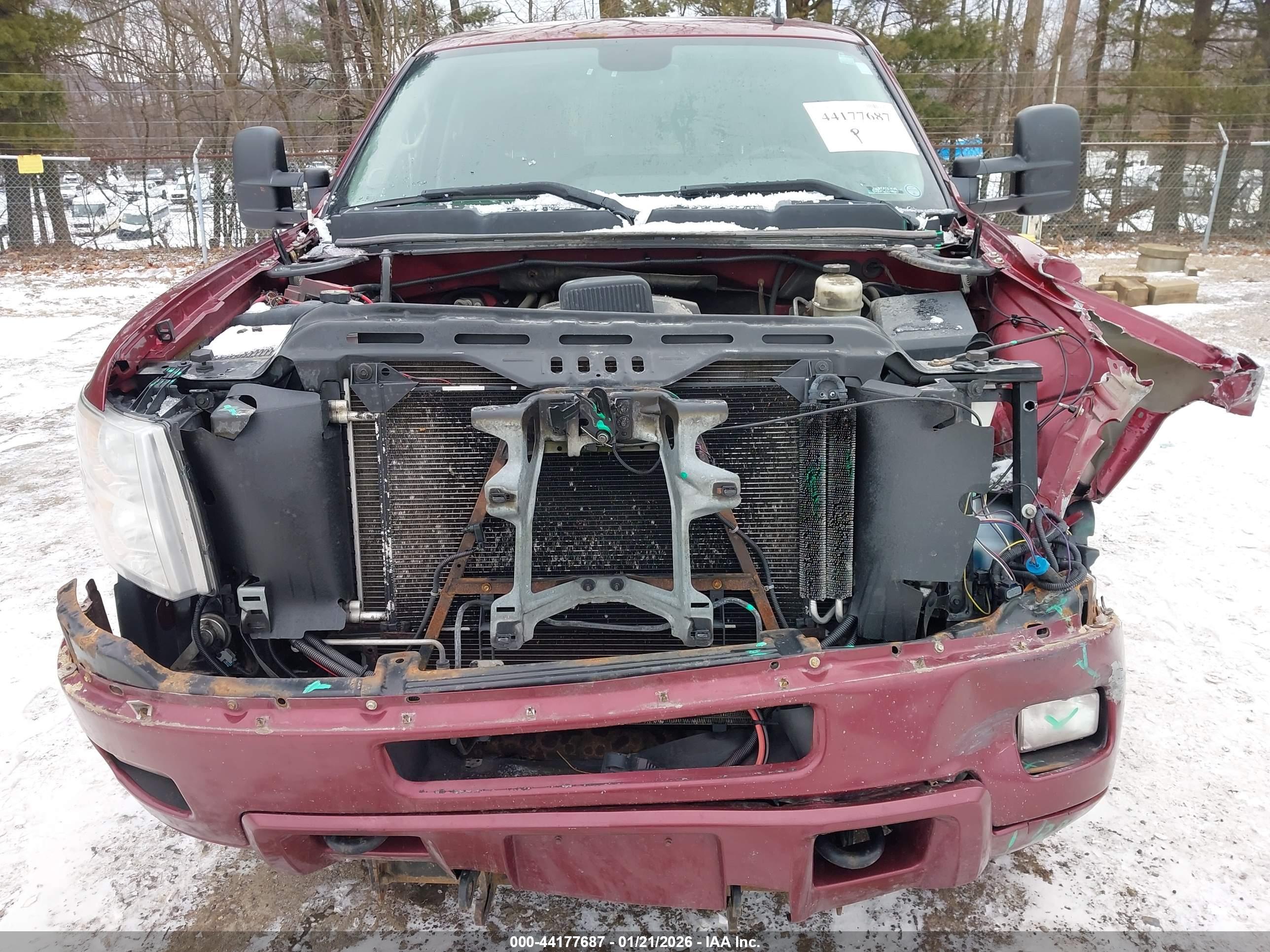 CHEVROLET SILVERADO image 6