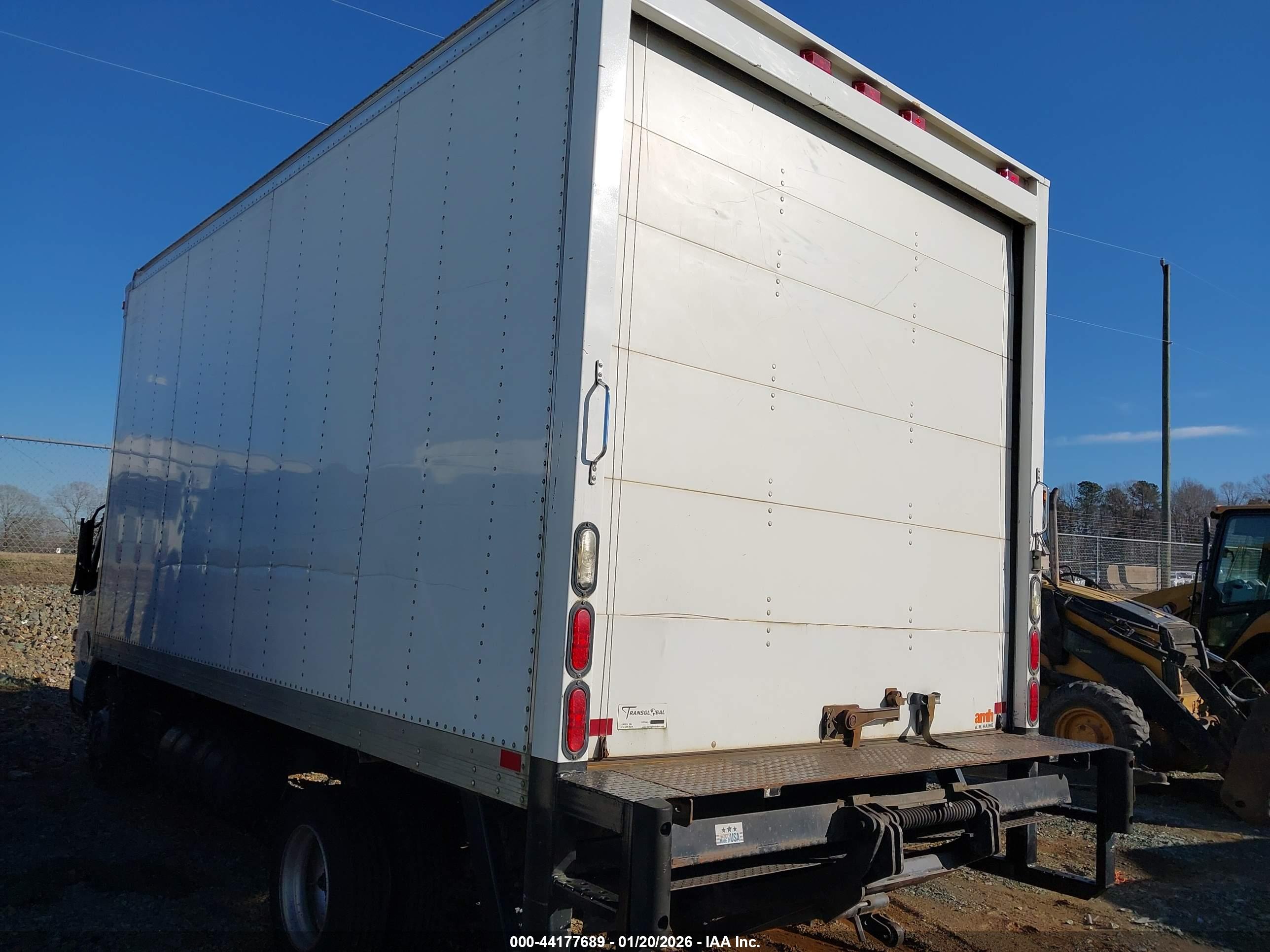 MITSUBISHI FUSO image 3