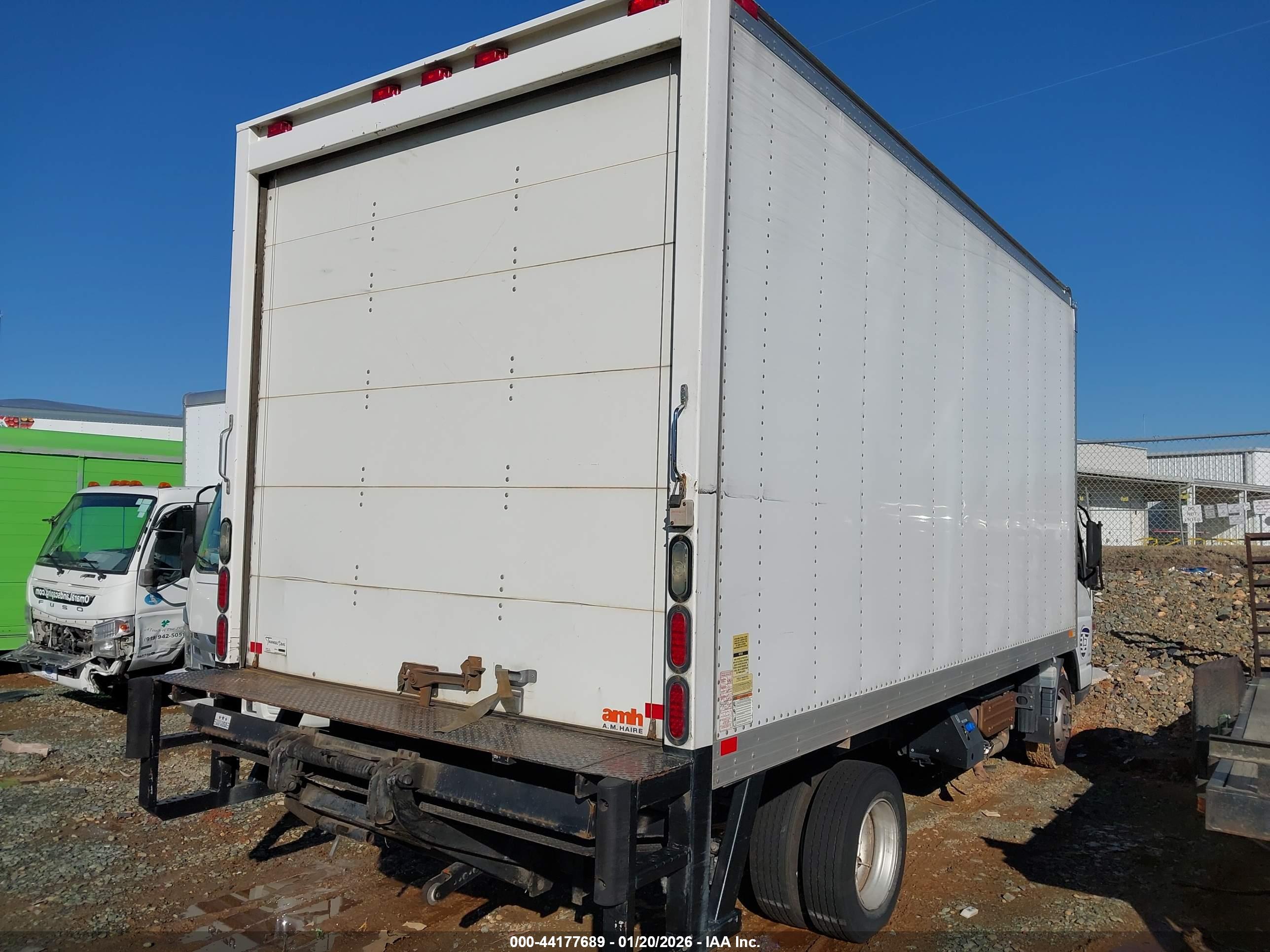 MITSUBISHI FUSO image 4