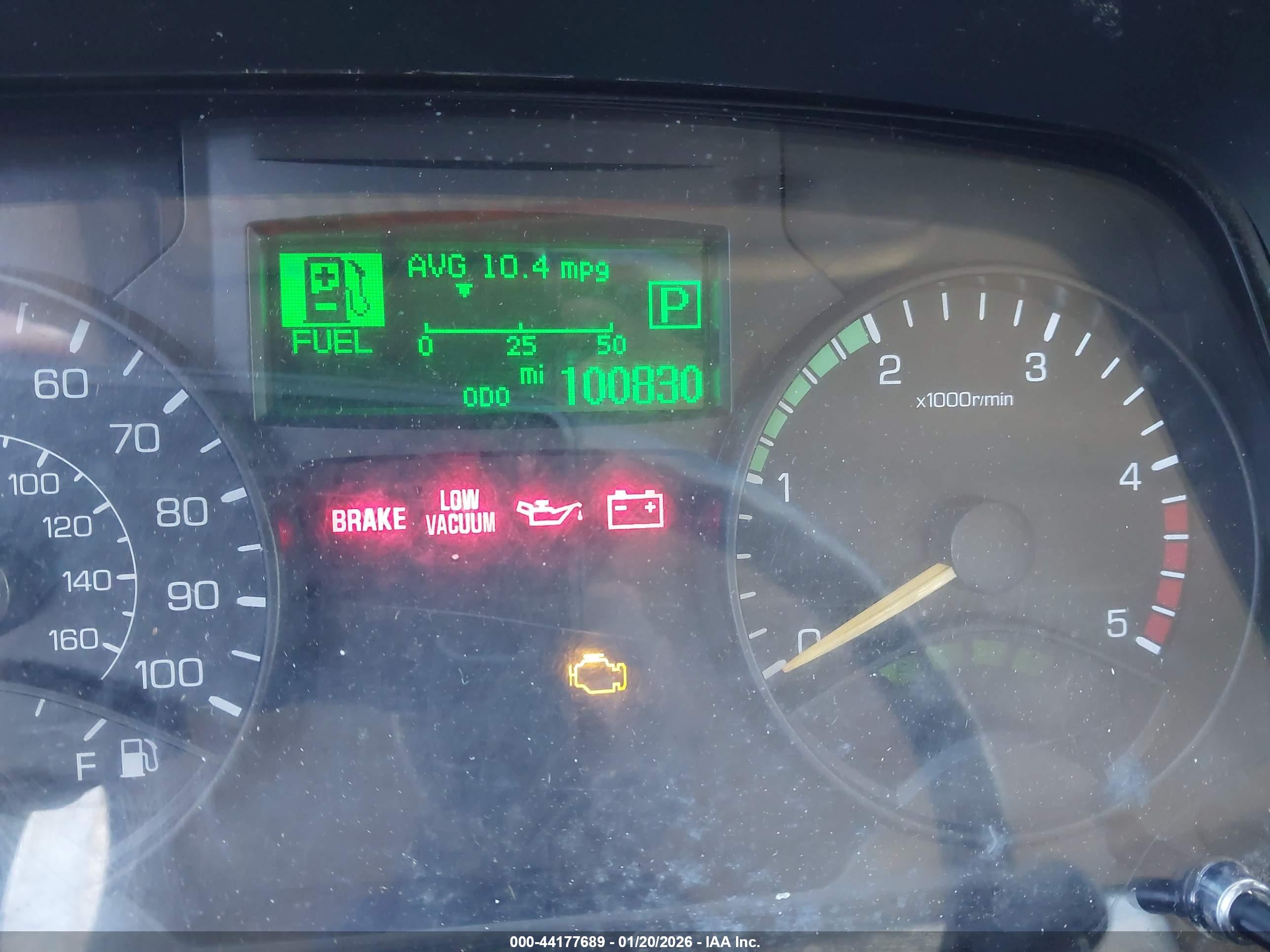 MITSUBISHI FUSO image 6