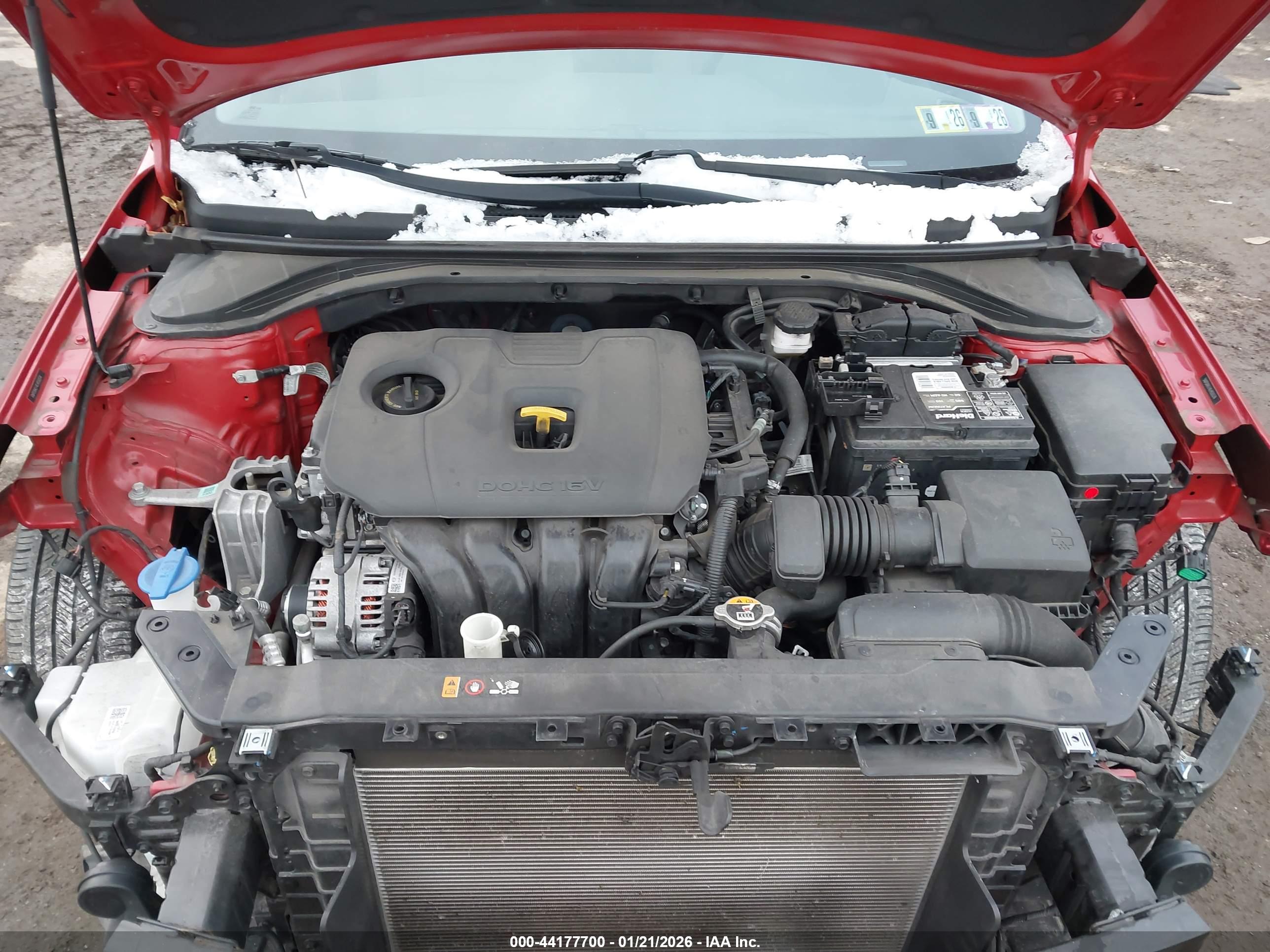 HYUNDAI ELANTRA image 10