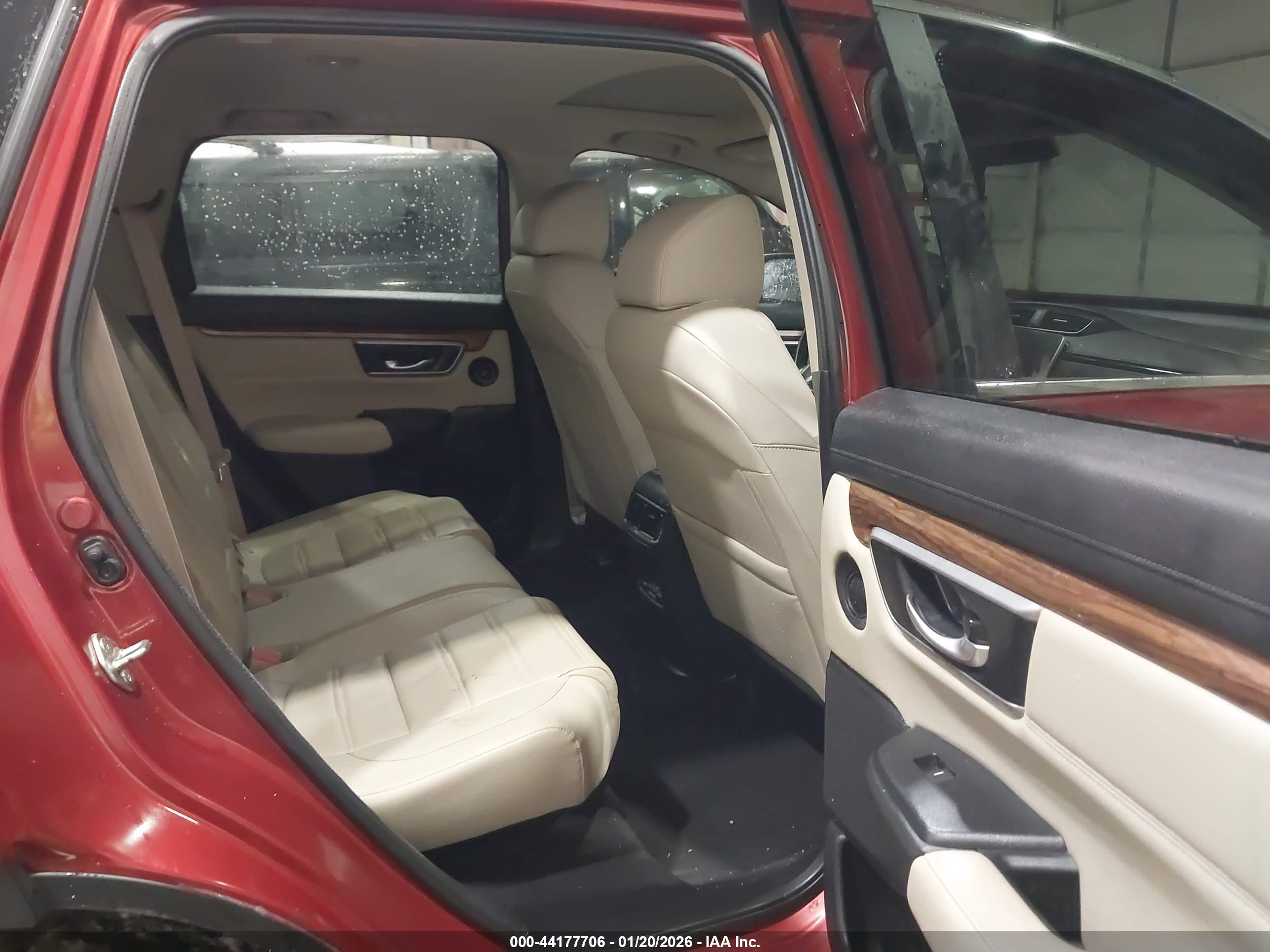 HONDA CR-V image 8