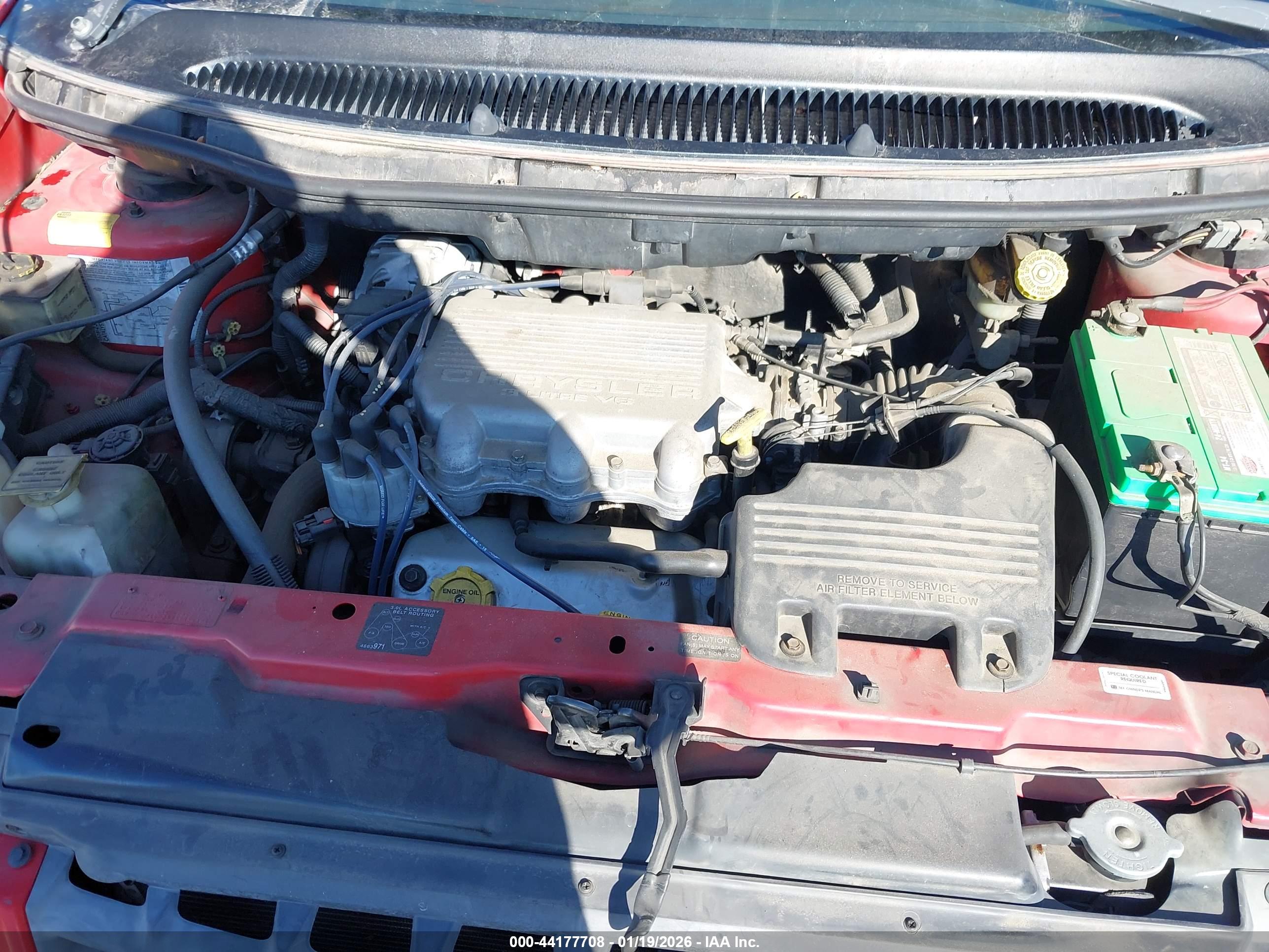 PLYMOUTH VOYAGER image 10