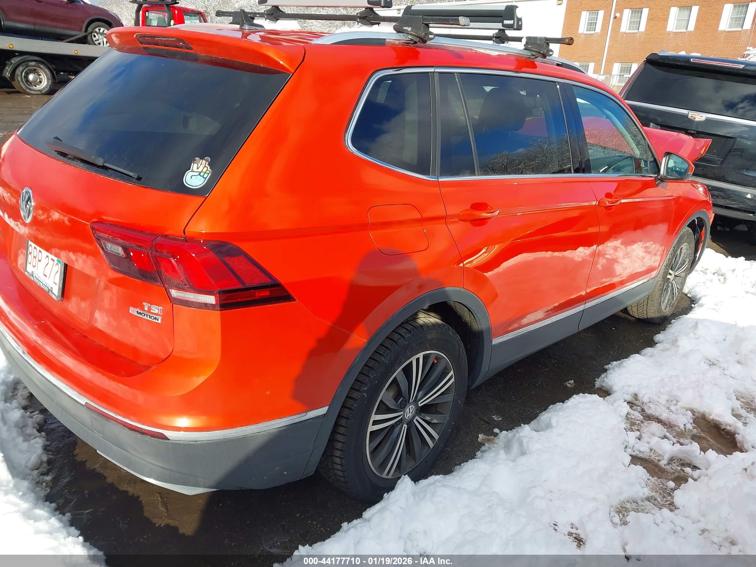 VOLKSWAGEN TIGUAN image 4