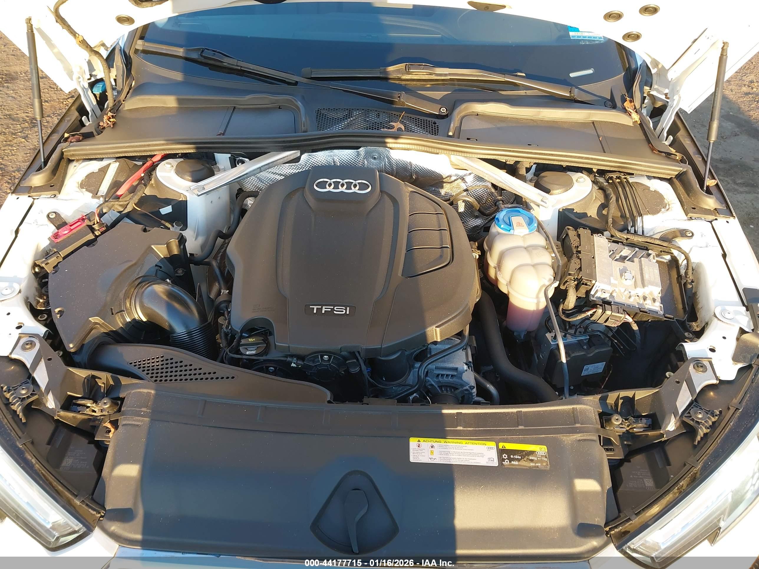AUDI A4 image 10