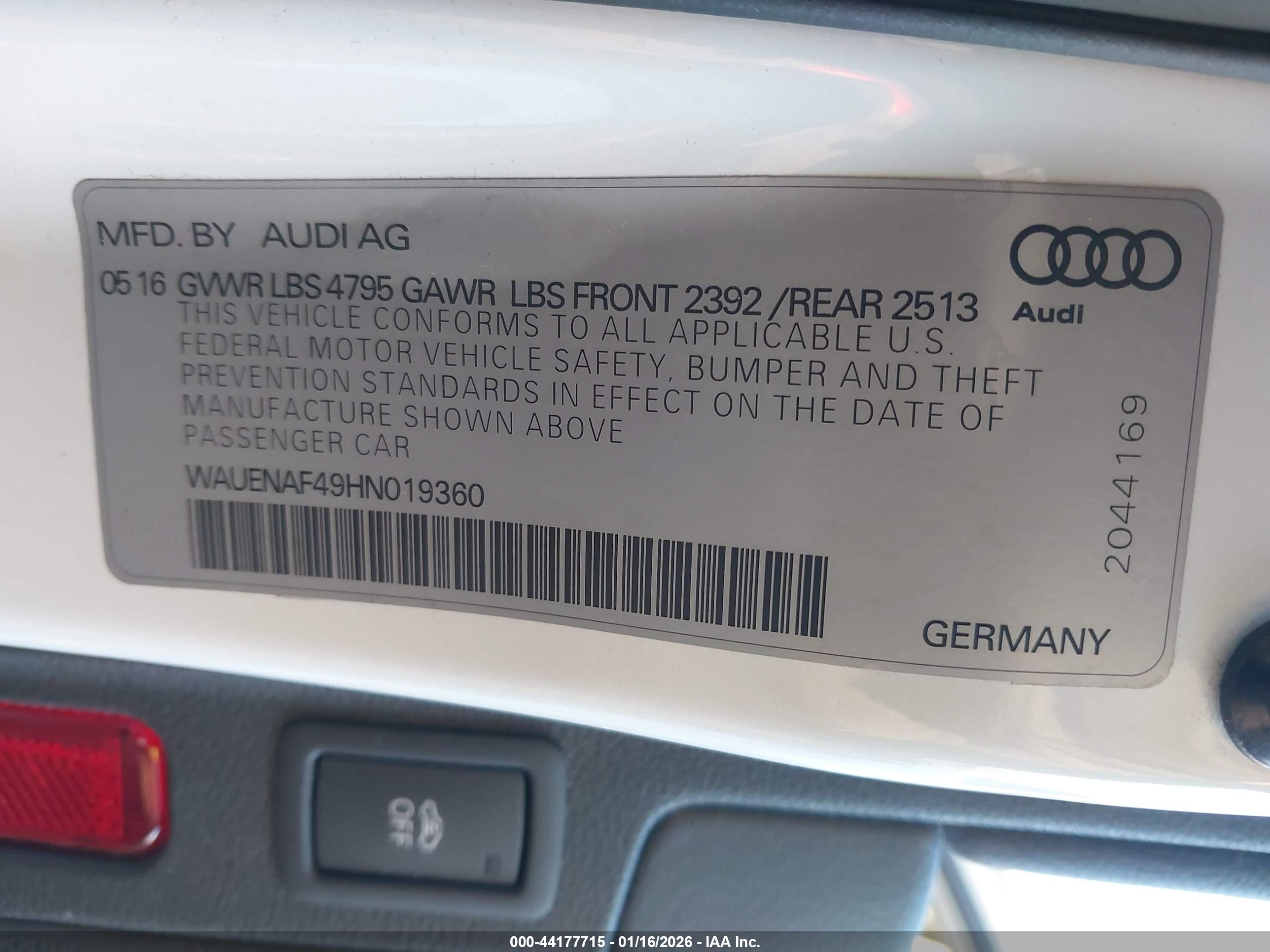 AUDI A4 image 9