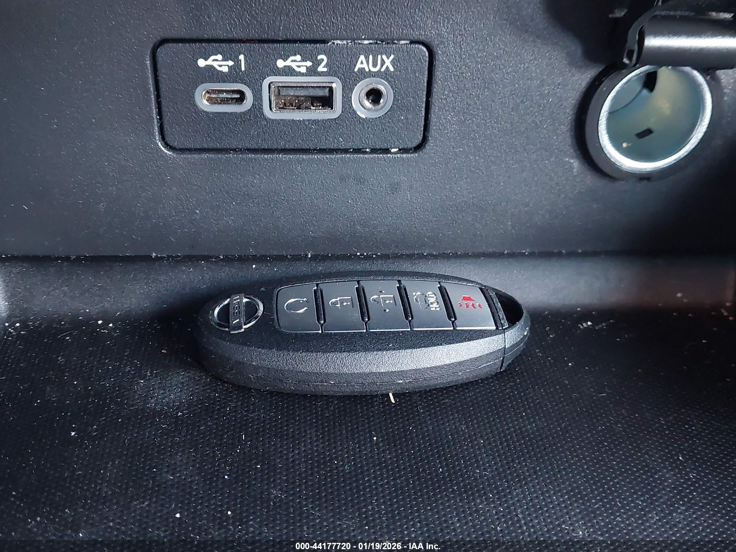 NISSAN ALTIMA image 11
