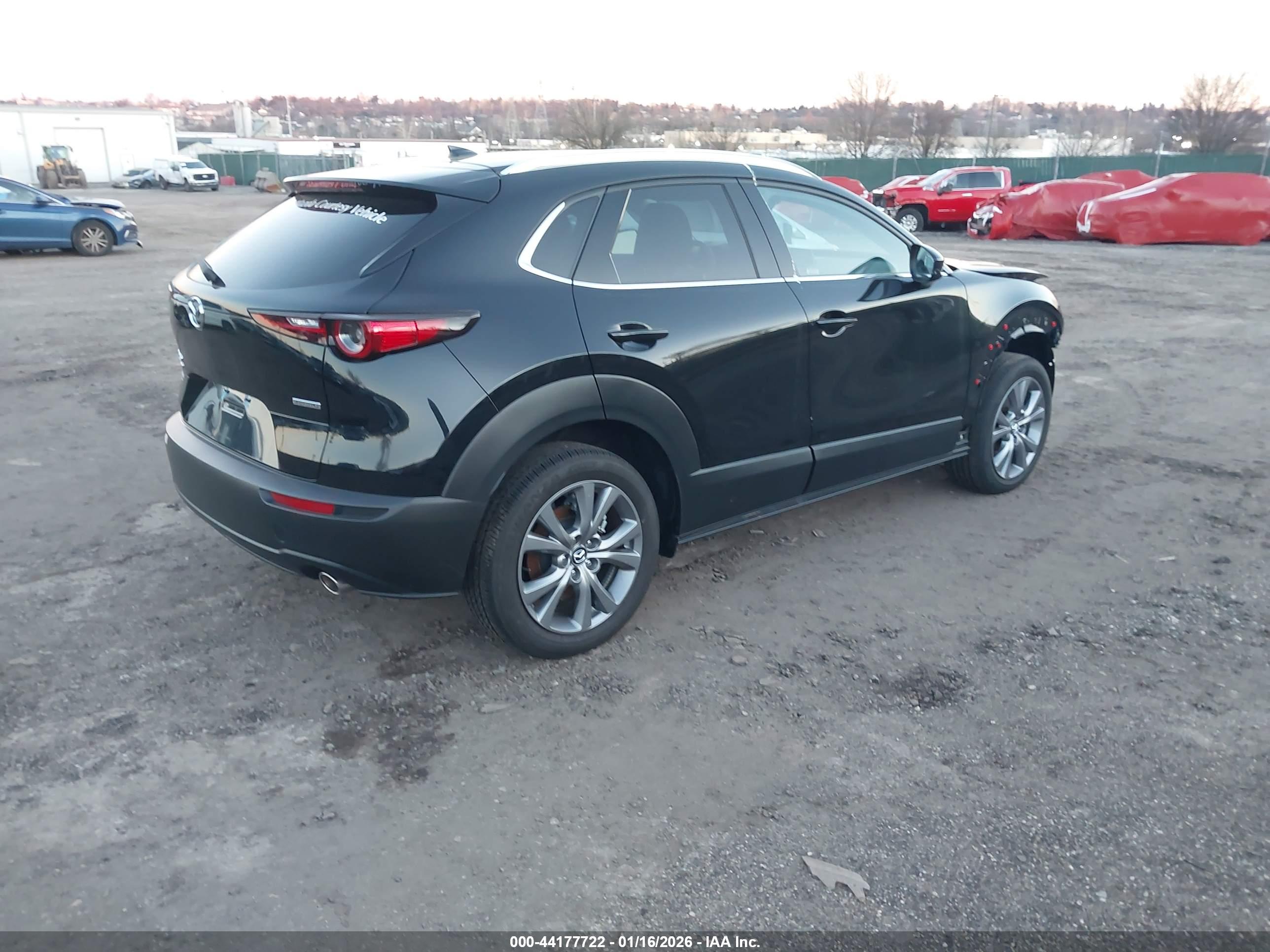 MAZDA CX-30 image 4
