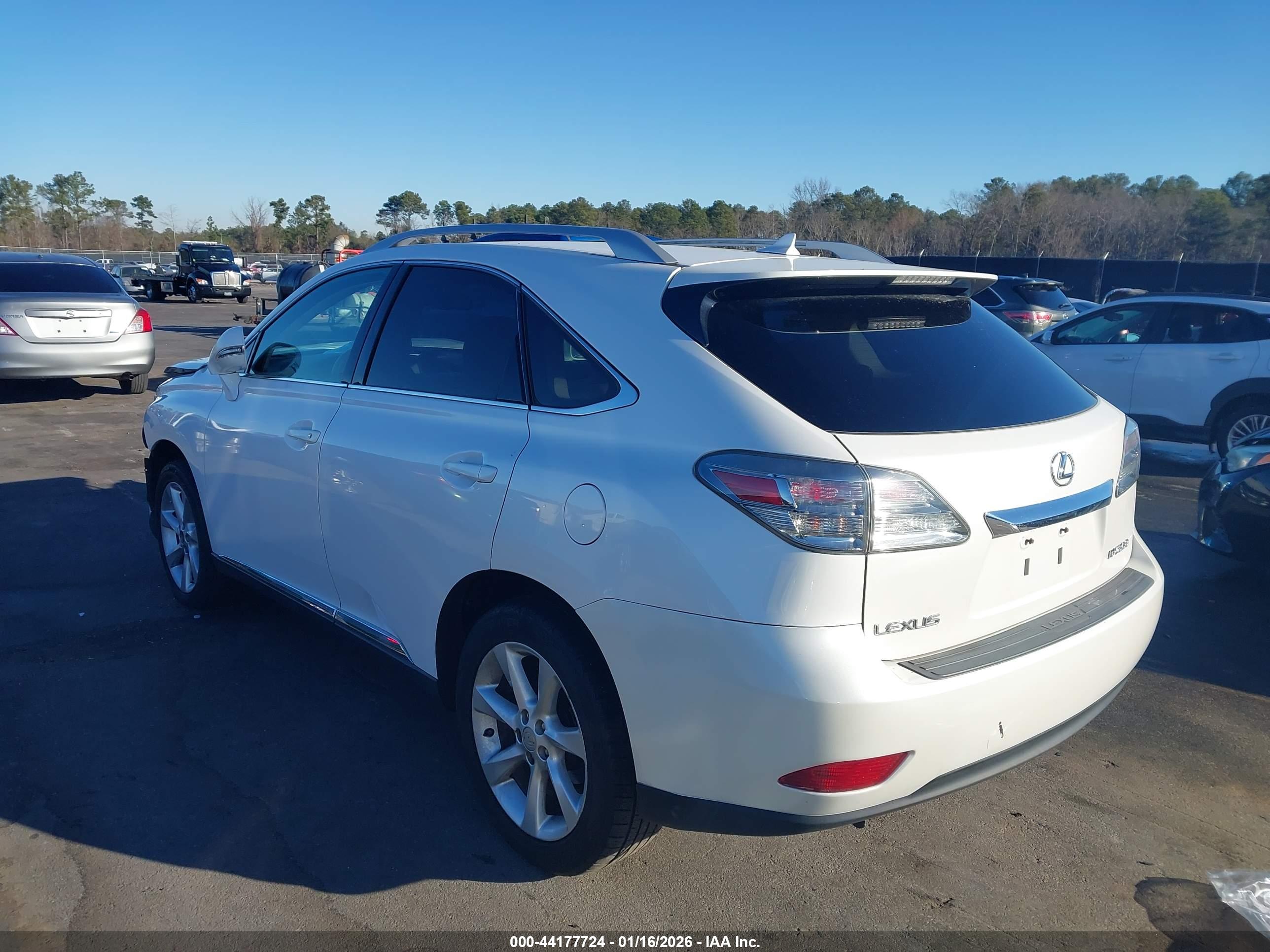 LEXUS RX image 3