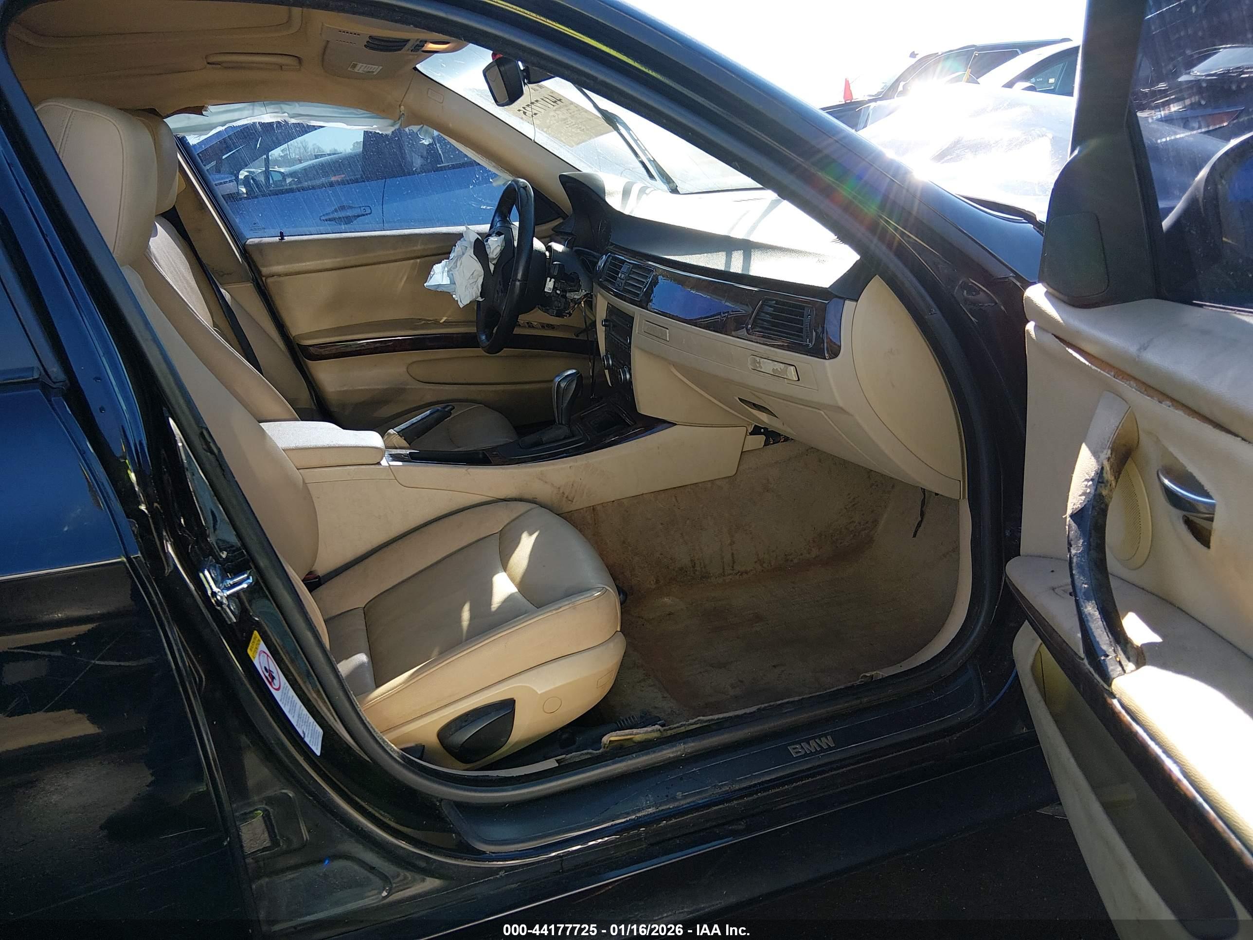 BMW 328I image 5