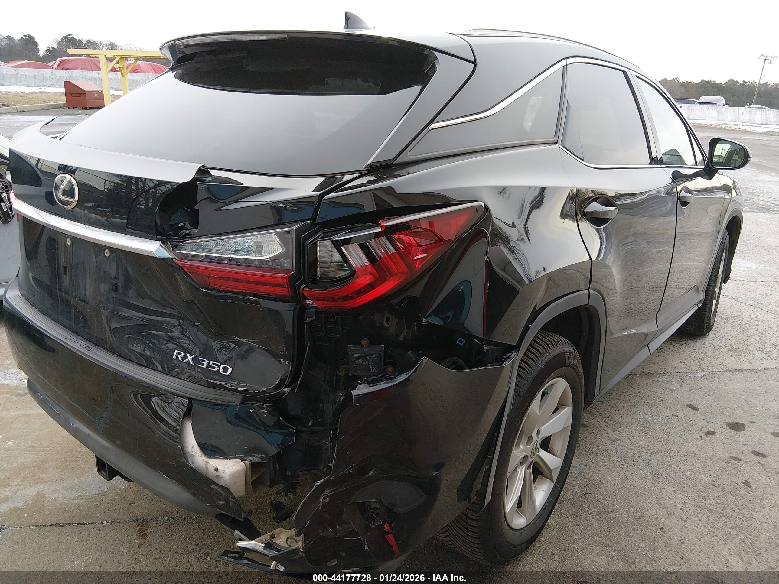 LEXUS RX image 4