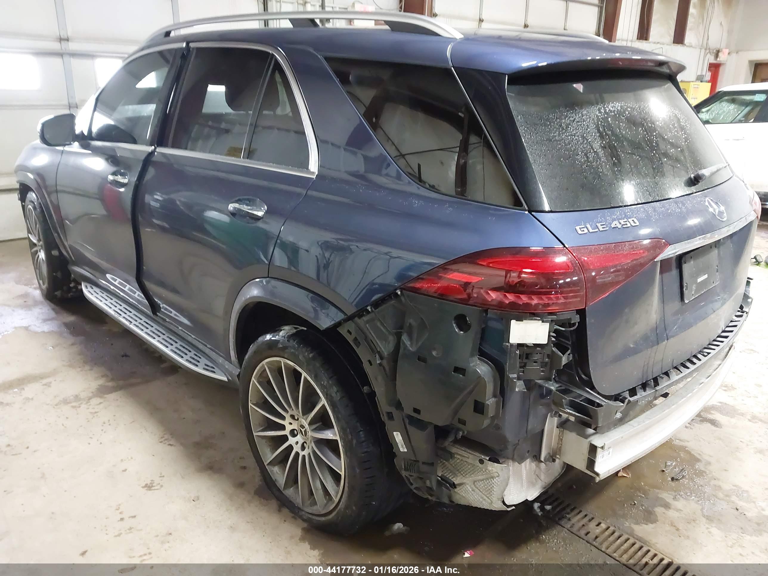 MERCEDES-BENZ GLE image 3