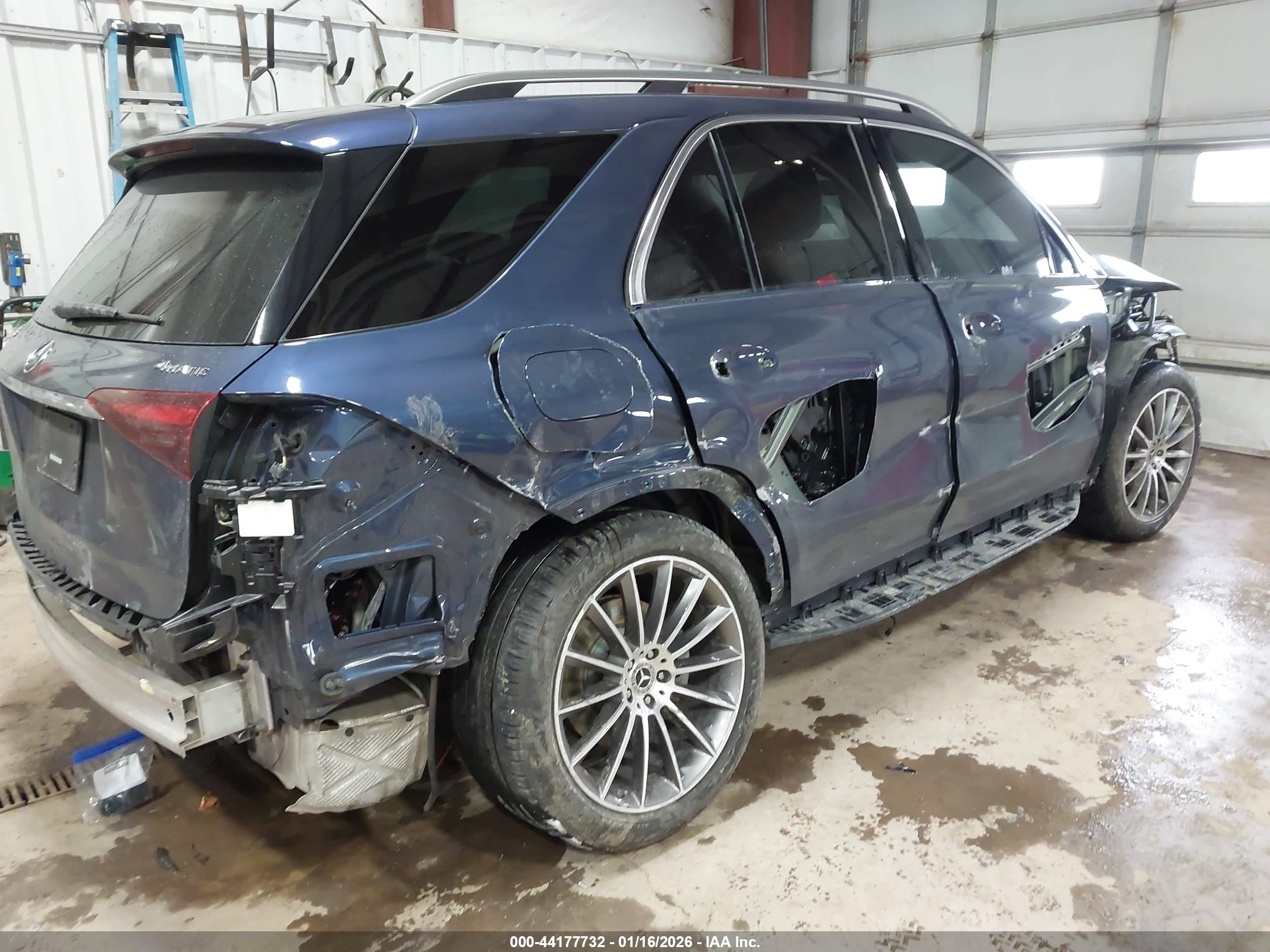 MERCEDES-BENZ GLE image 4