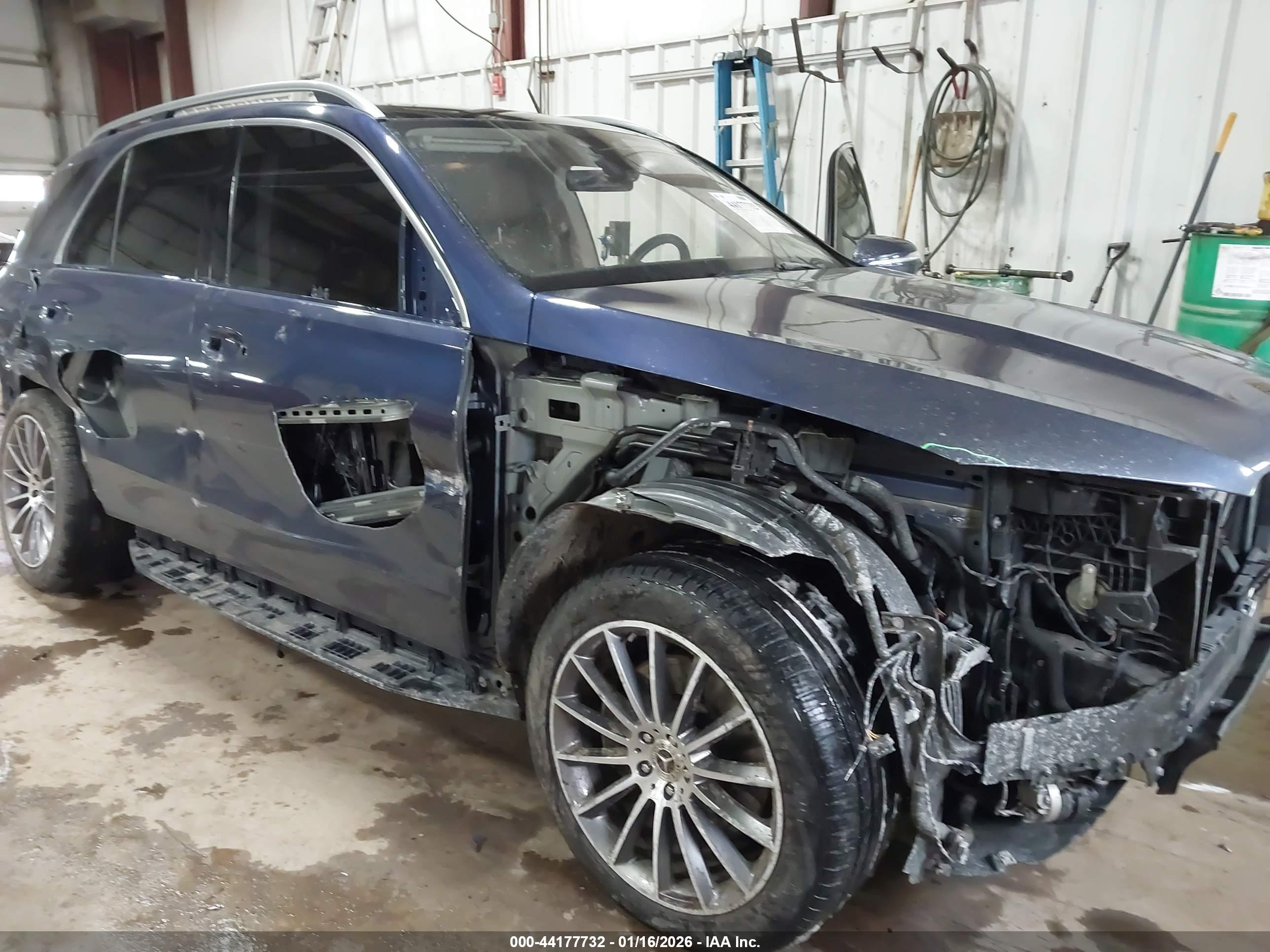 MERCEDES-BENZ GLE image 6