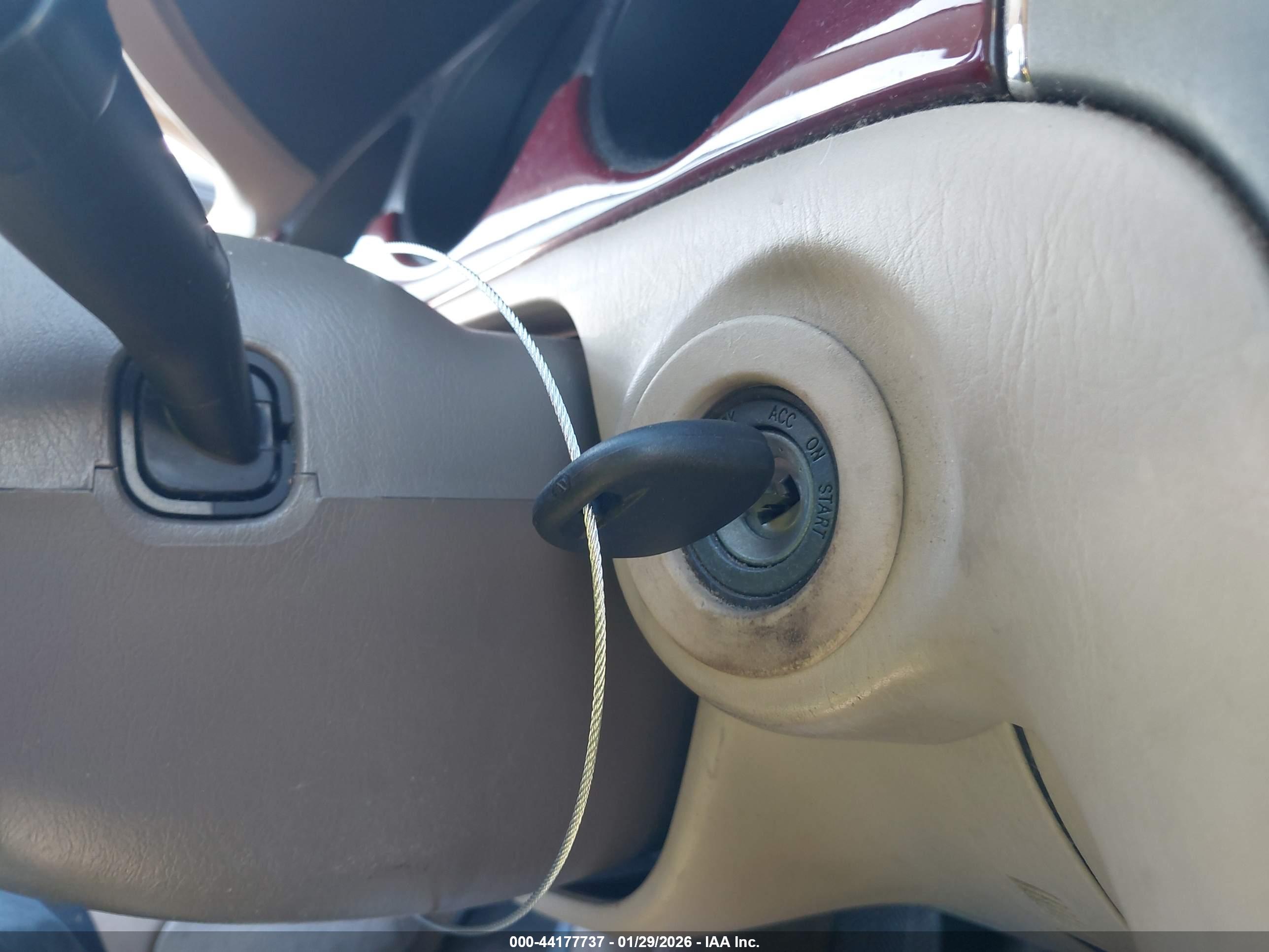 LEXUS ES image 11