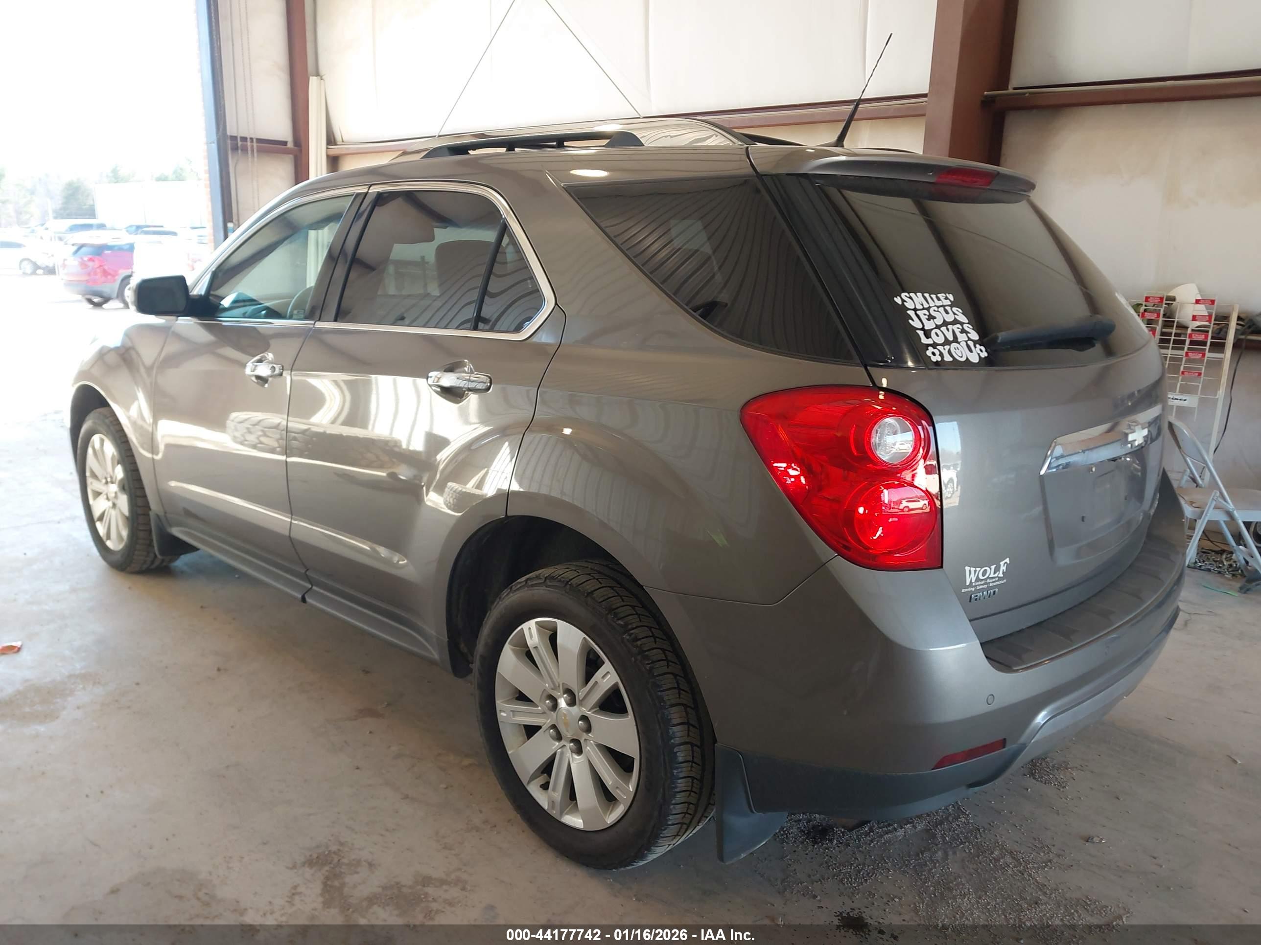 CHEVROLET EQUINOX image 3