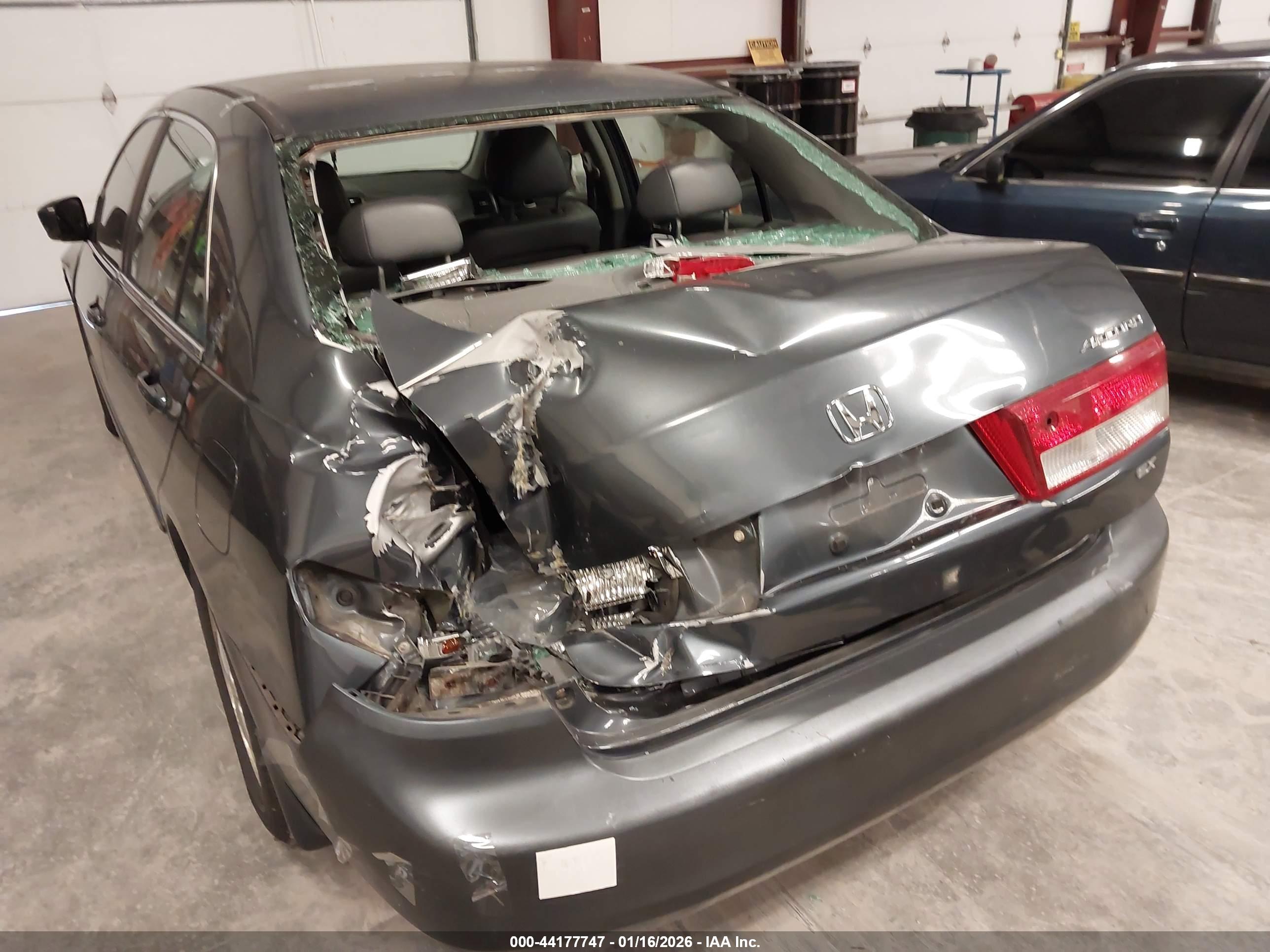 HONDA ACCORD image 6