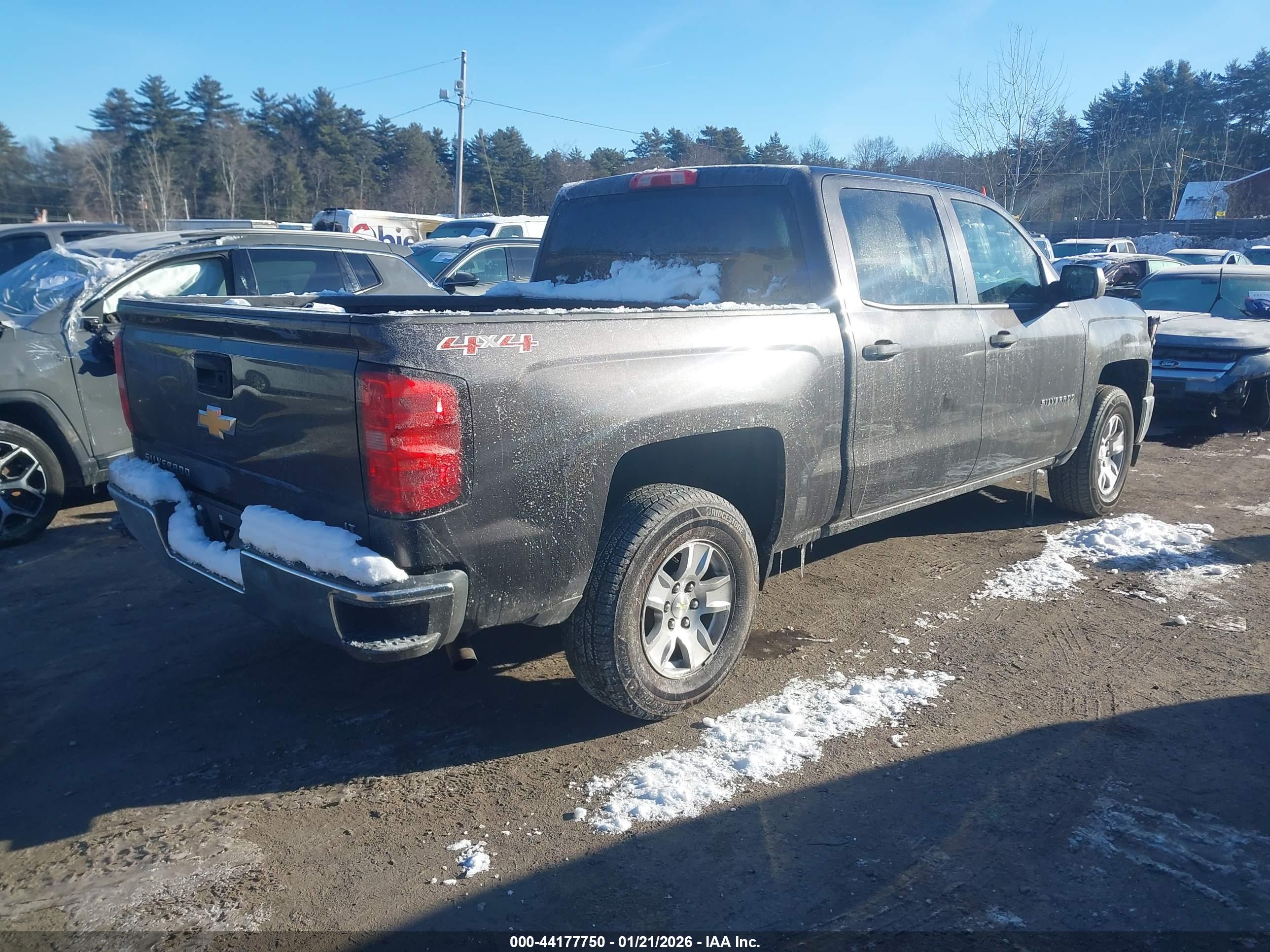 CHEVROLET SILVERADO image 4