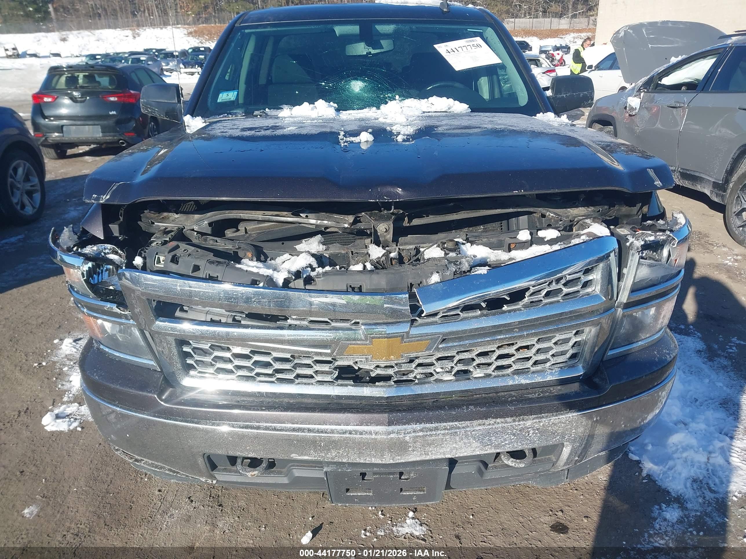 CHEVROLET SILVERADO image 6