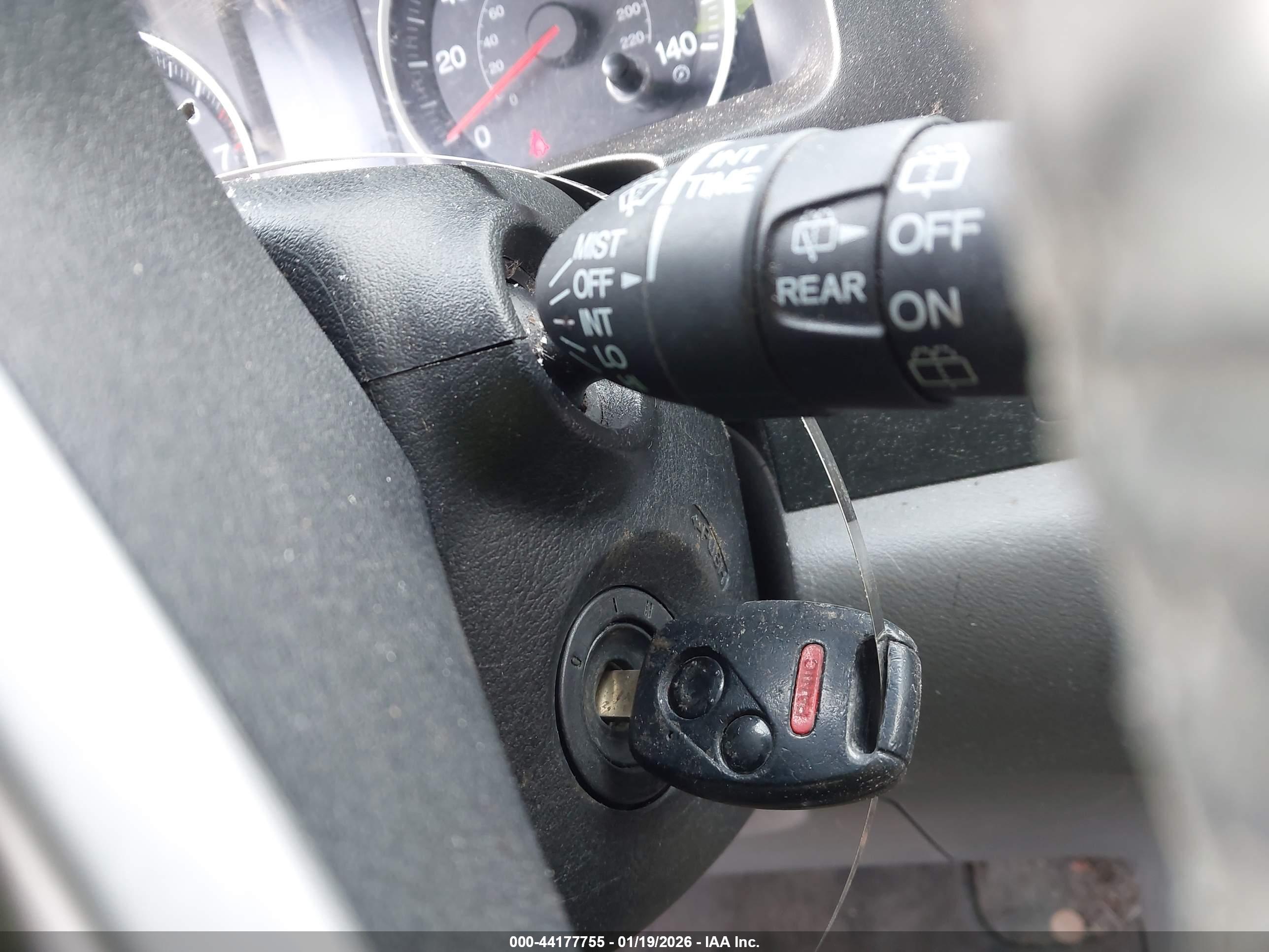 HONDA CR-V image 11
