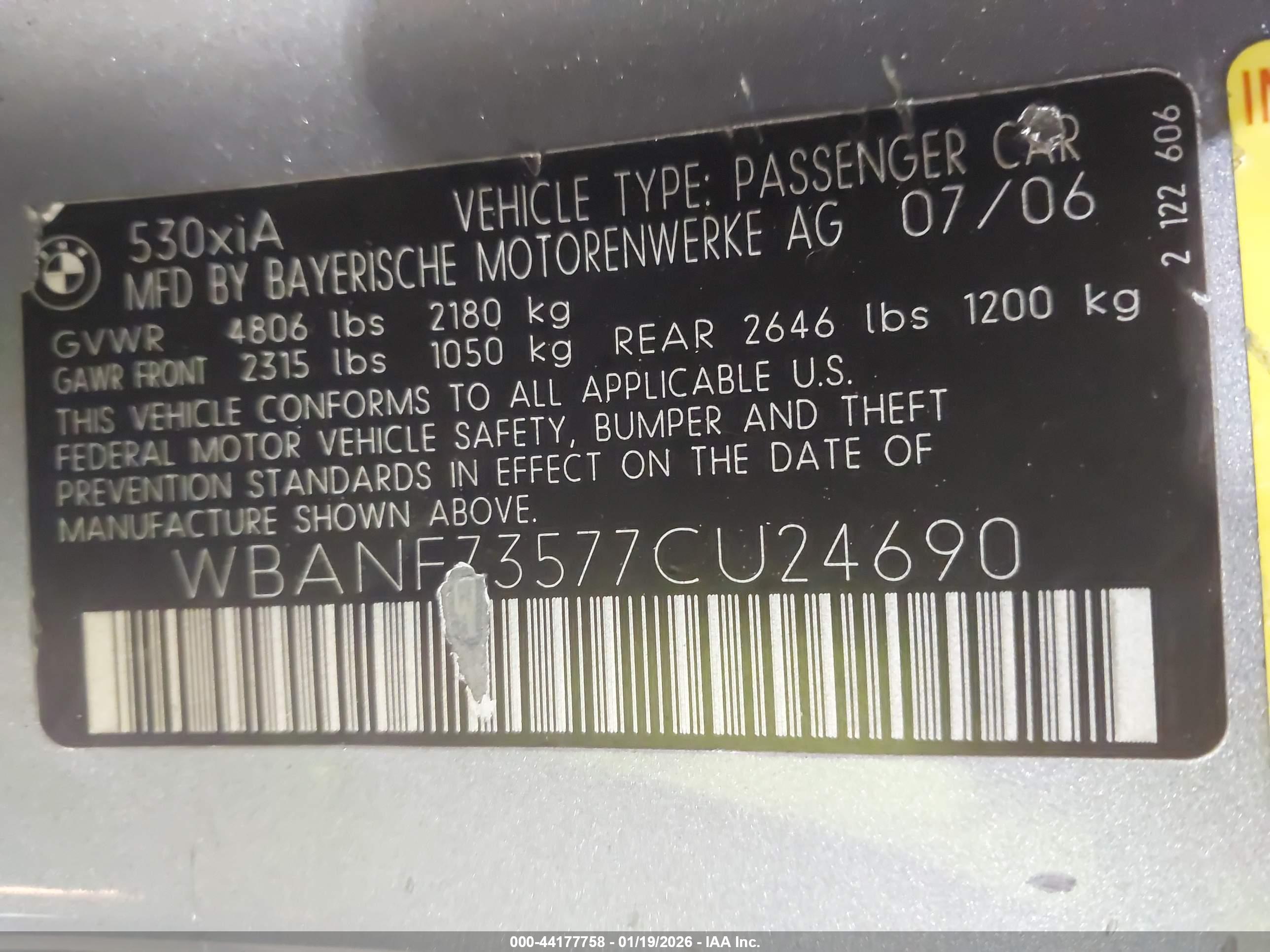 BMW 530XI image 9