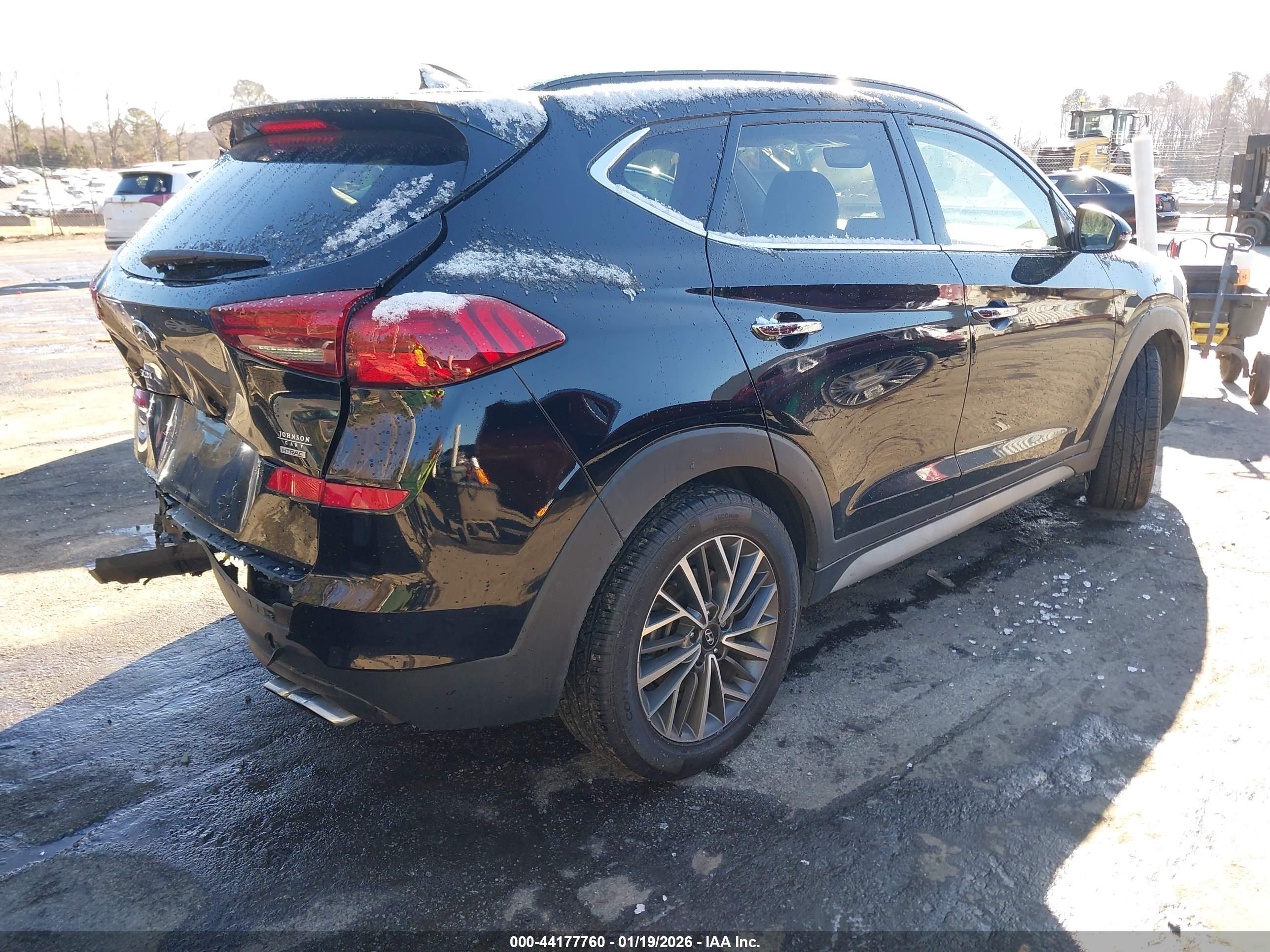 HYUNDAI TUCSON image 4