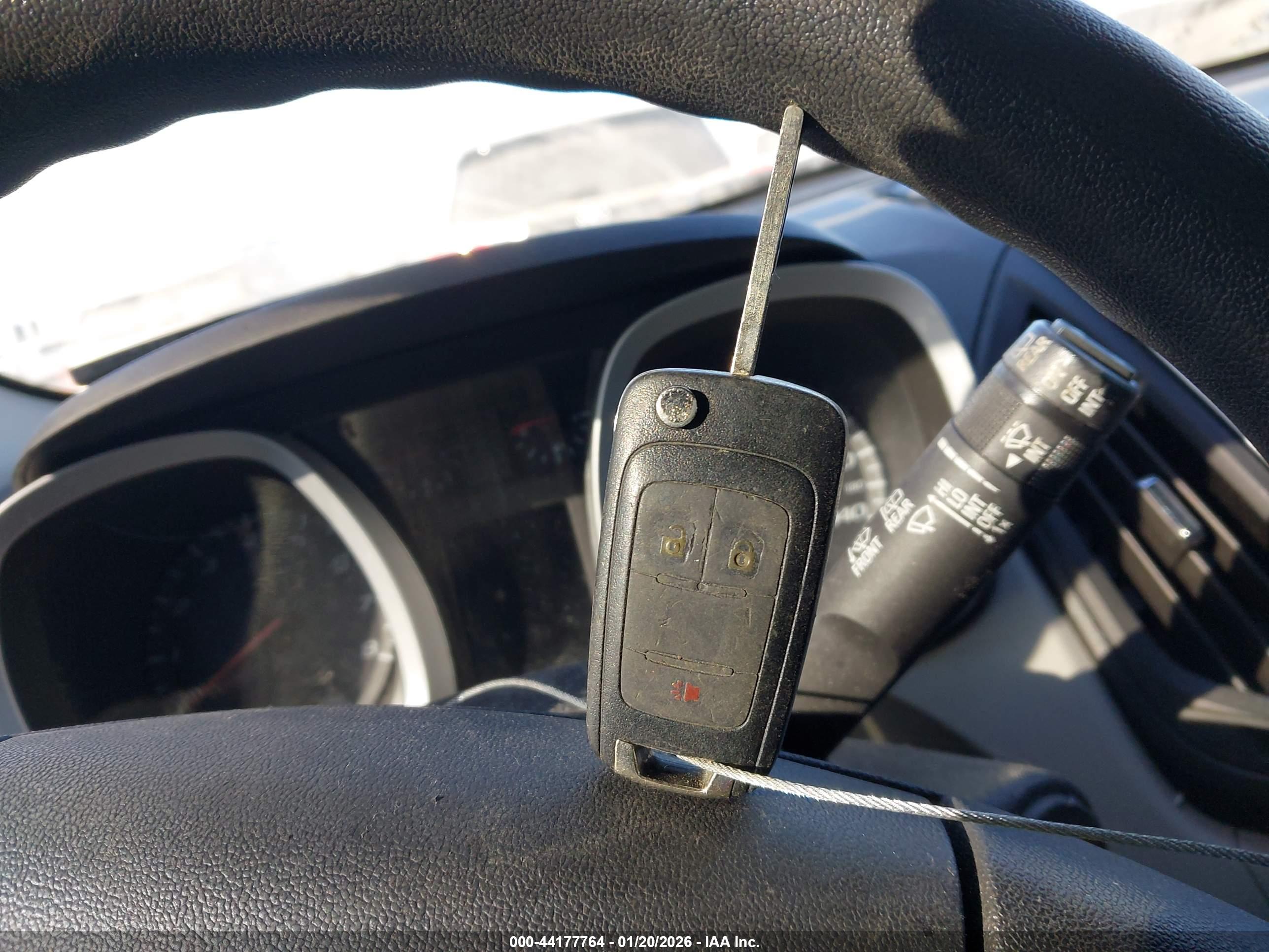 CHEVROLET EQUINOX image 11