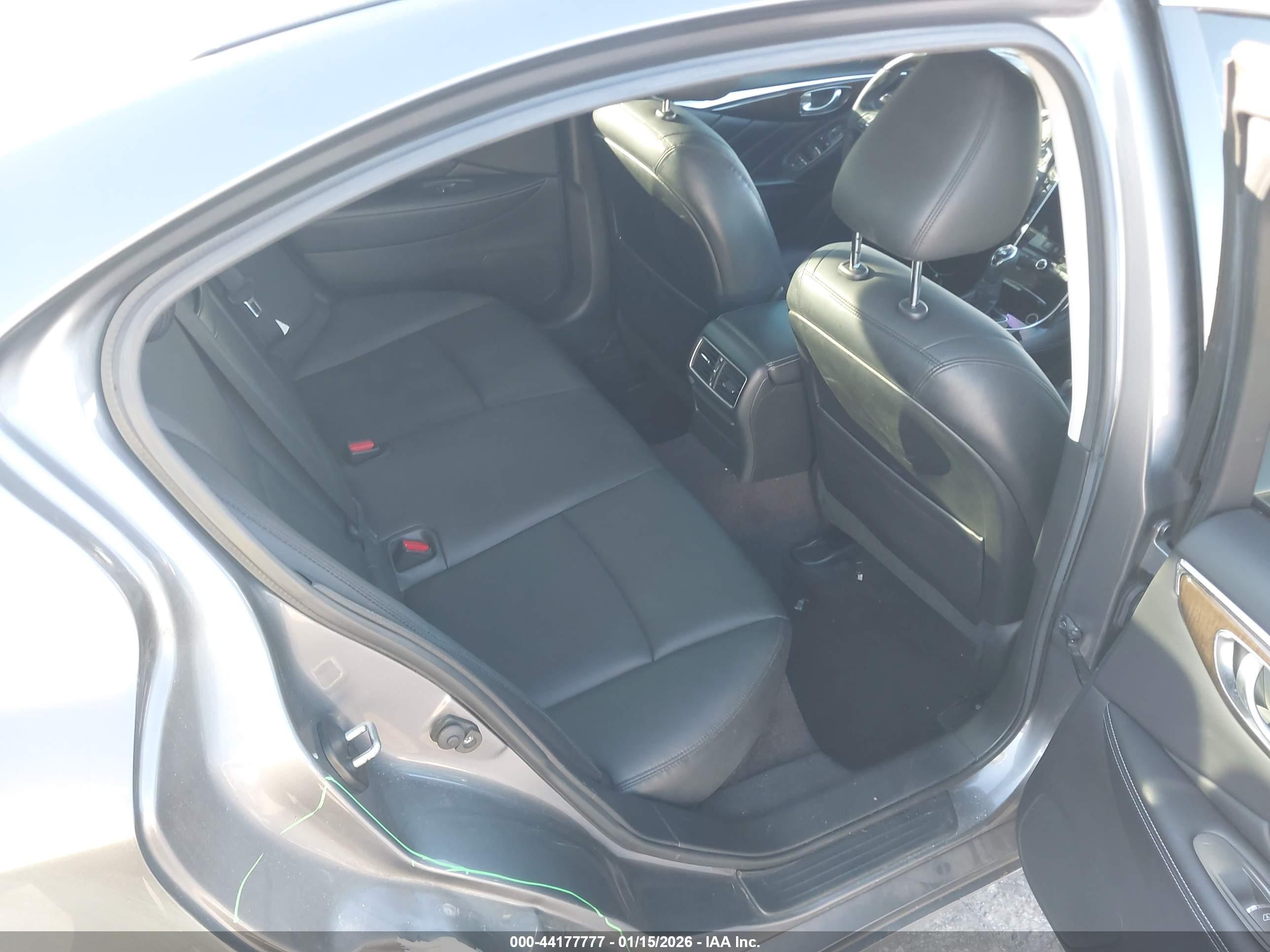 INFINITI Q50 image 8