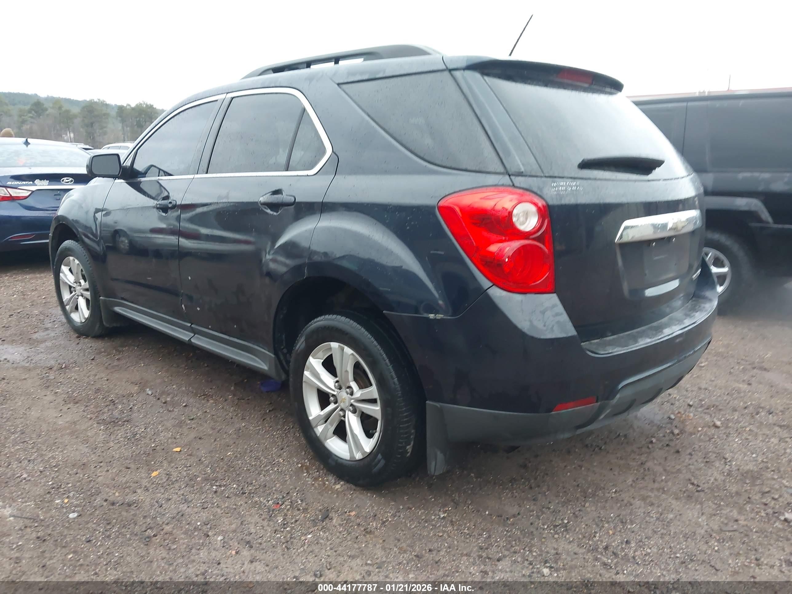 CHEVROLET EQUINOX image 3