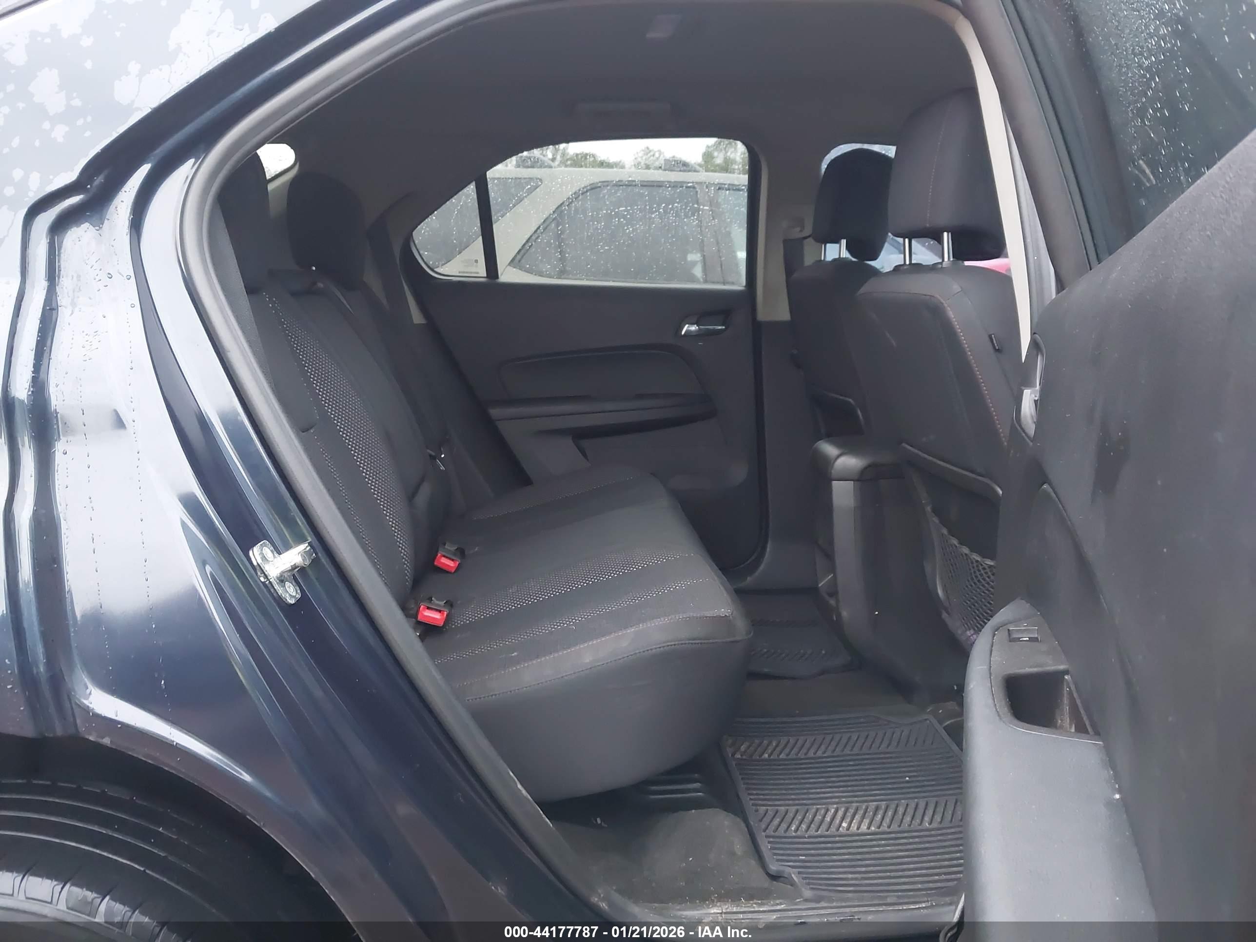 CHEVROLET EQUINOX image 8