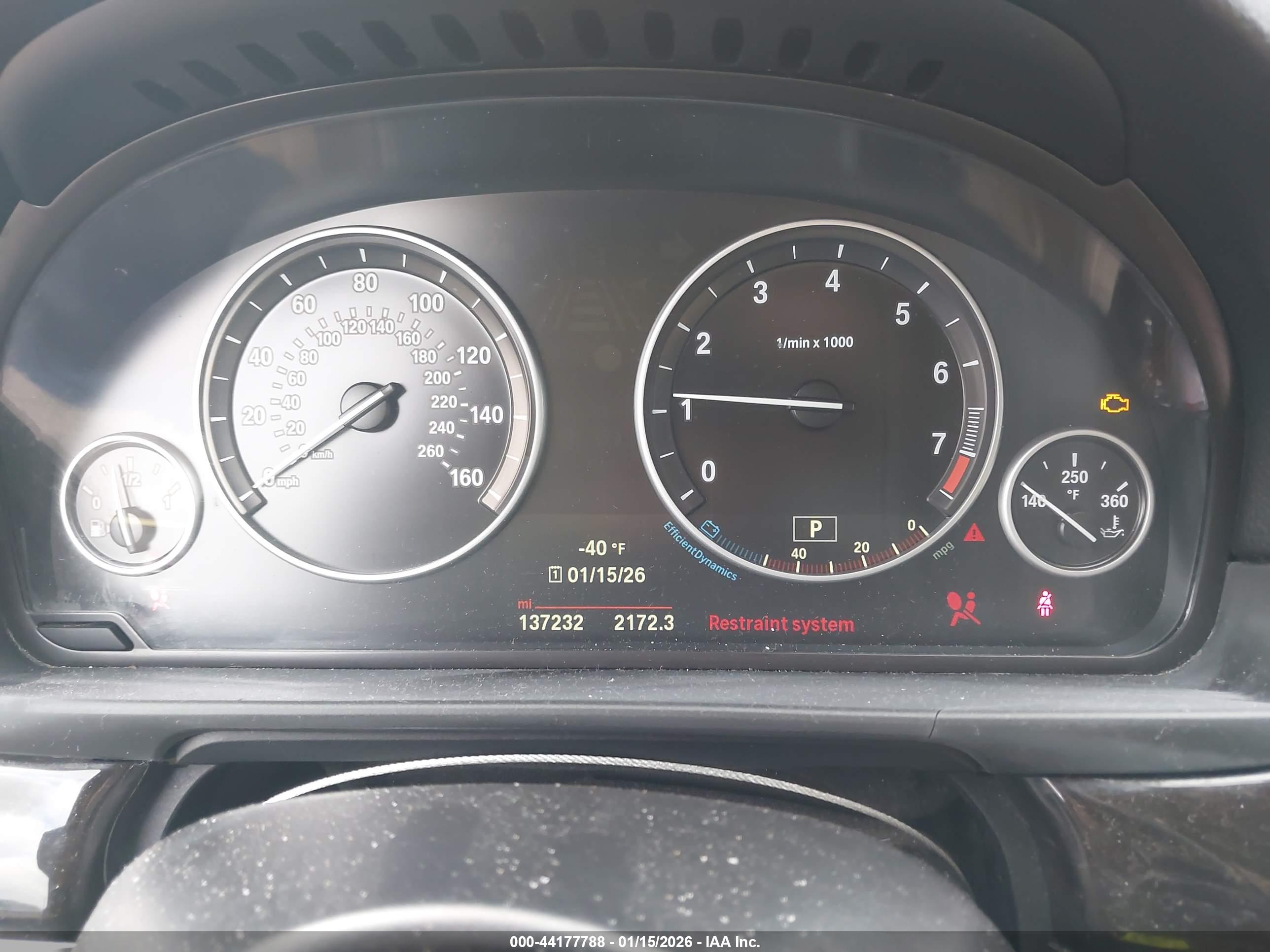 BMW 528I image 7