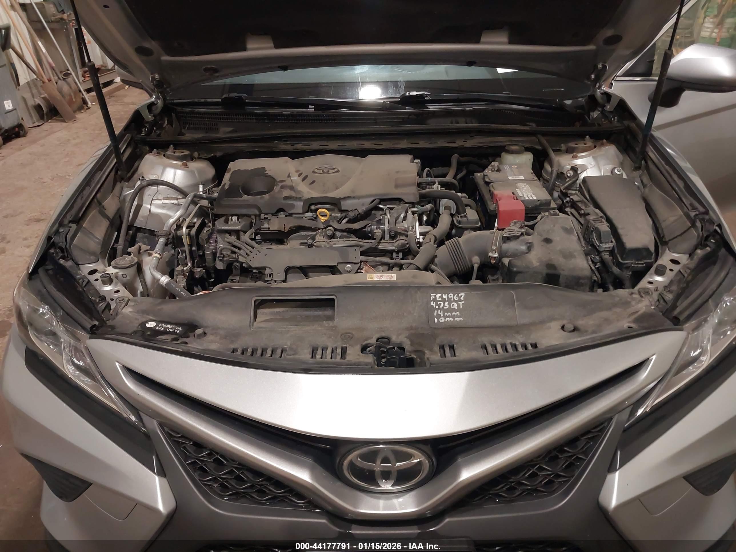 TOYOTA CAMRY image 10