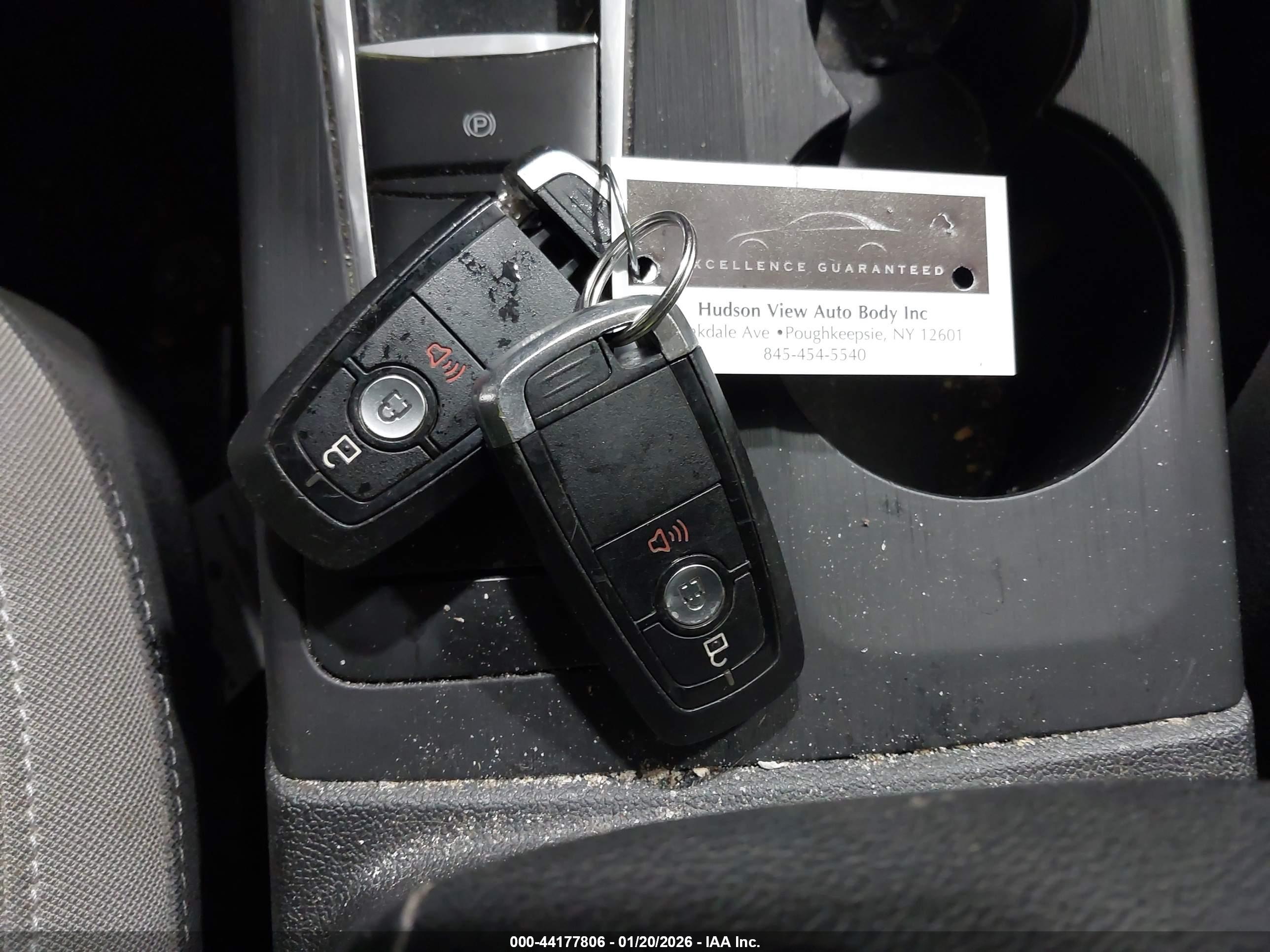 FORD ESCAPE image 11