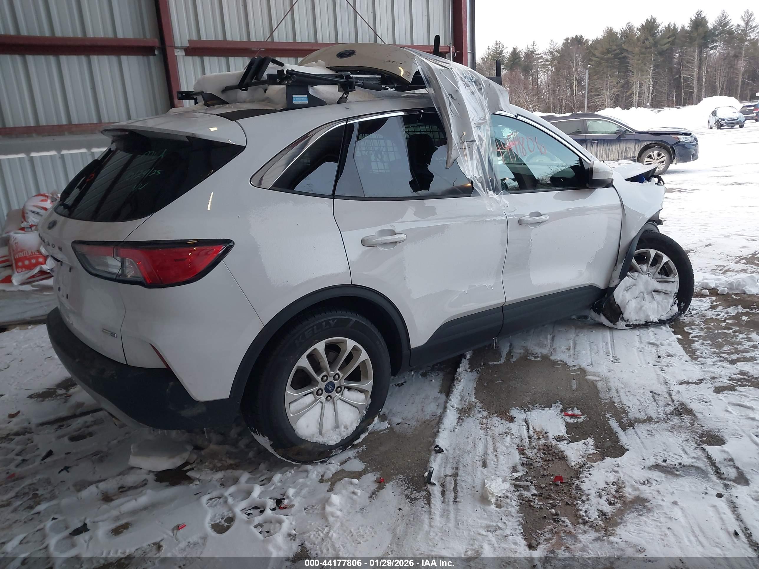 FORD ESCAPE image 4