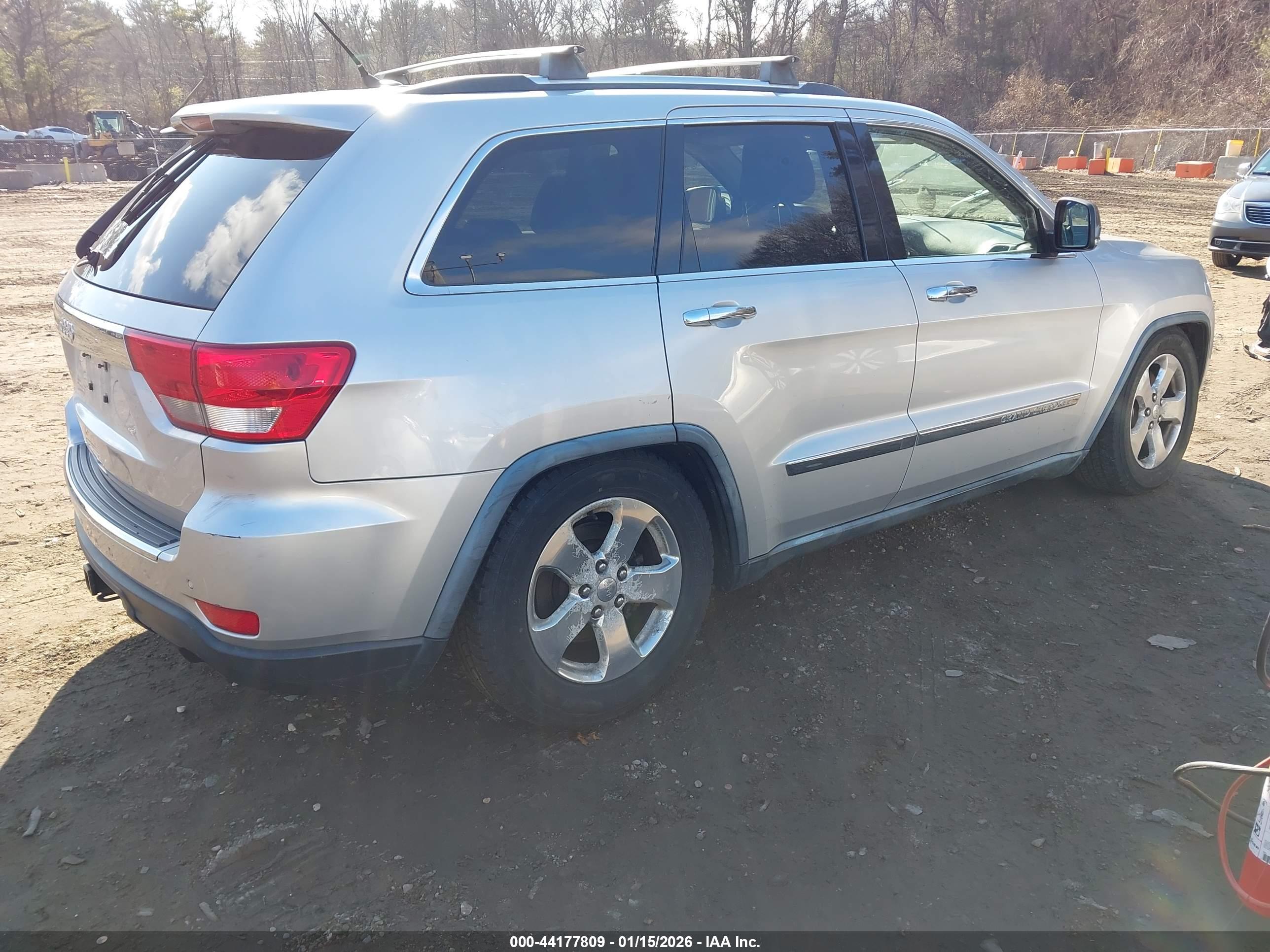 JEEP GRAND image 4